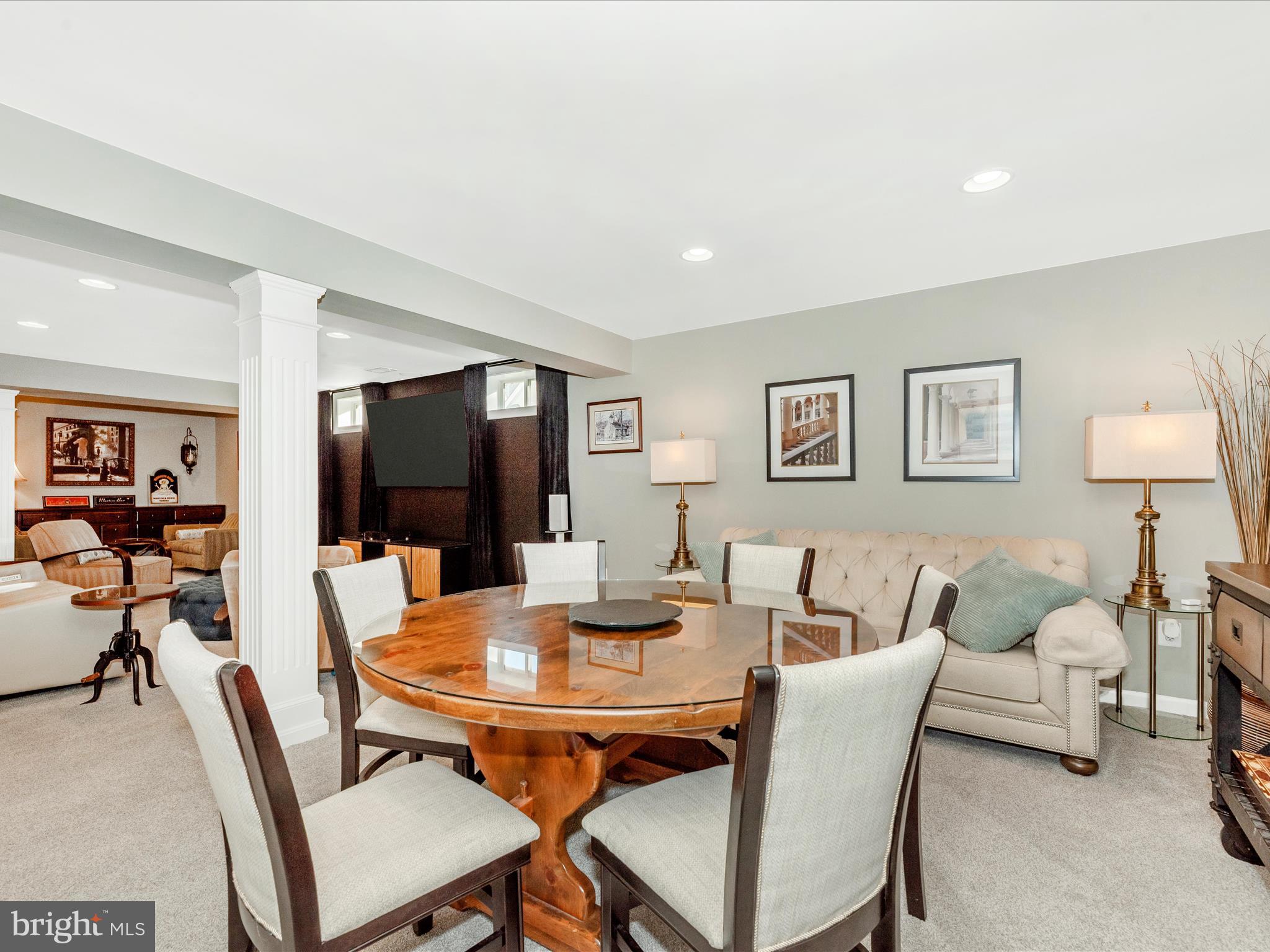 VILLAGES OF URBANA - Residential