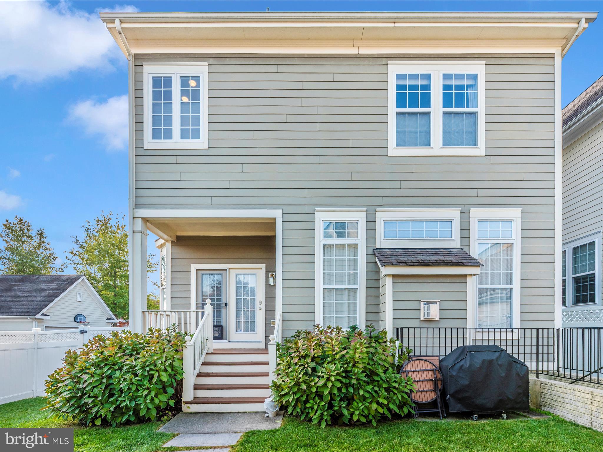 VILLAGES OF URBANA - Residential