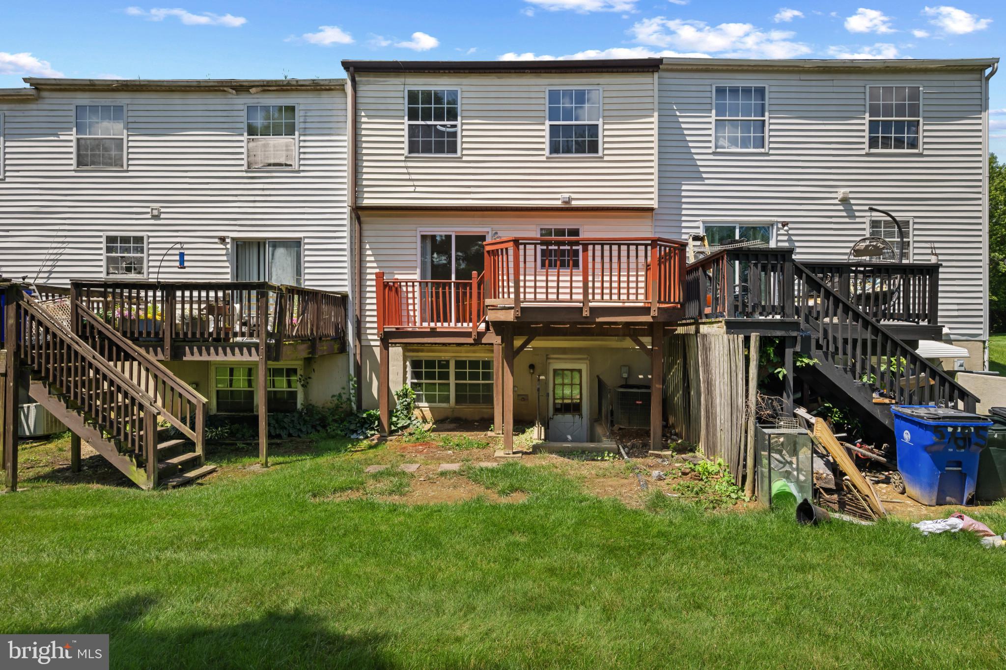 MOUNTAIN VILLAGE - Residential