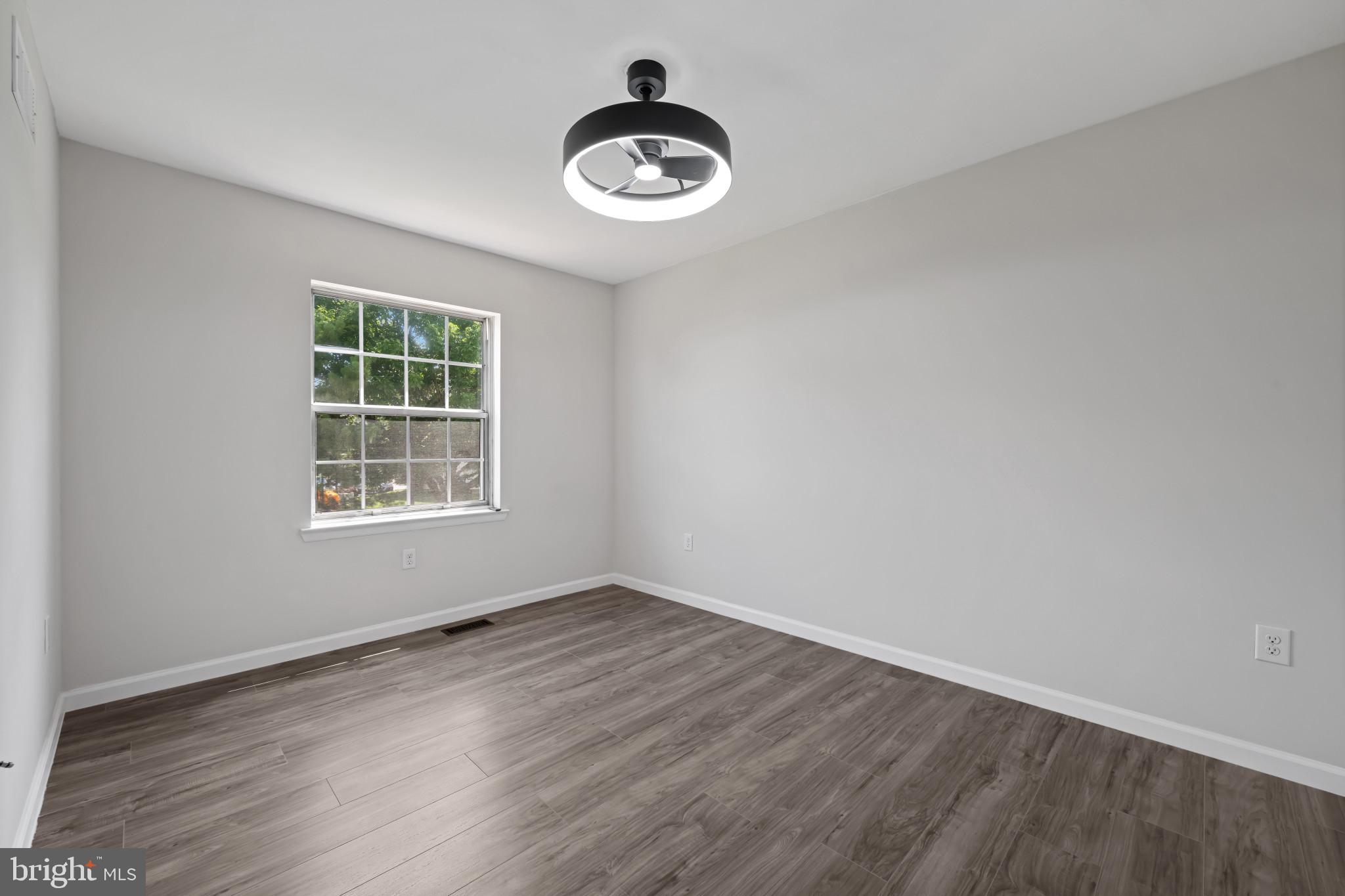 MOUNTAIN VILLAGE - Residential