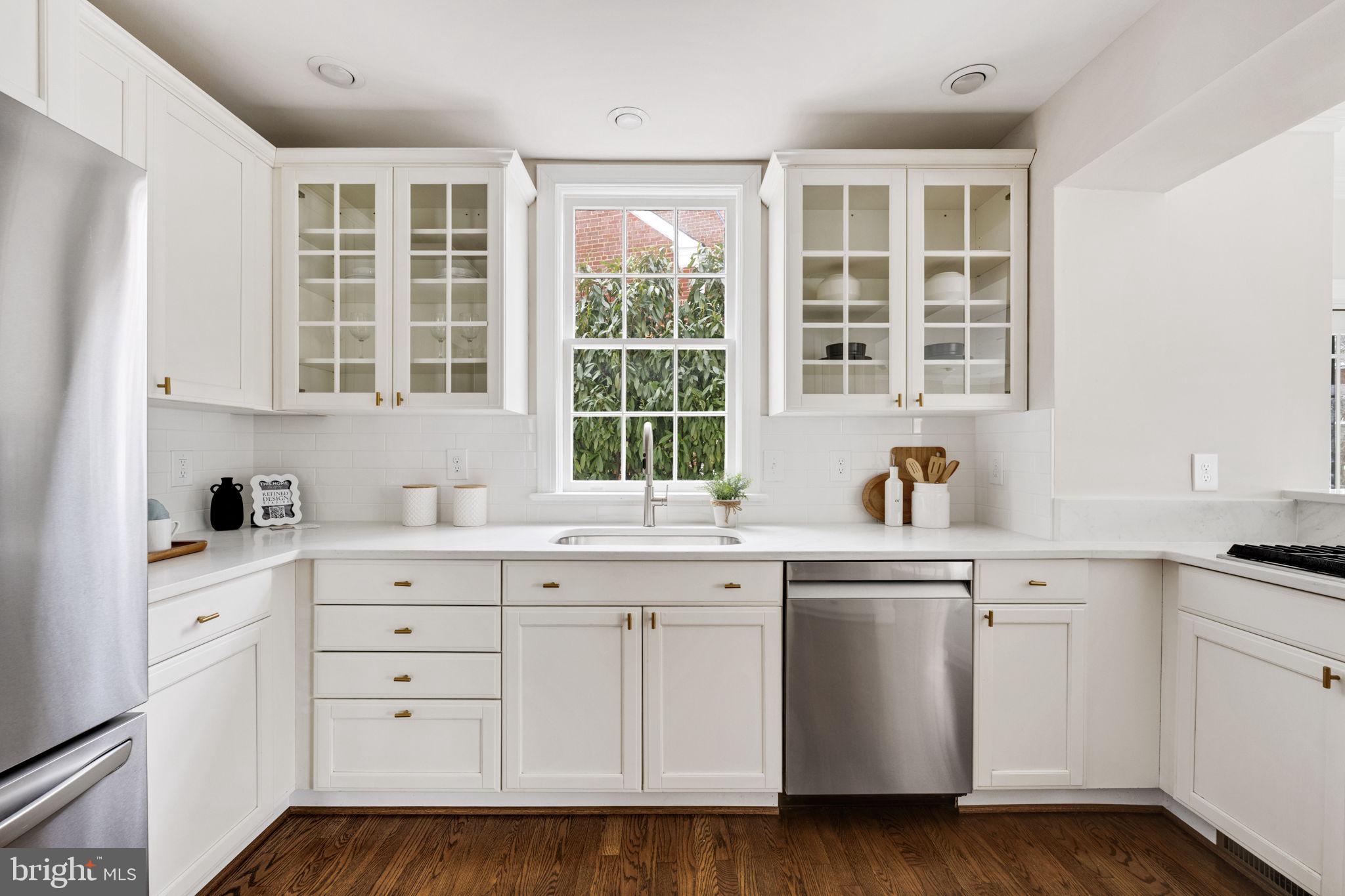 BEVERLEY HILLS - Residential