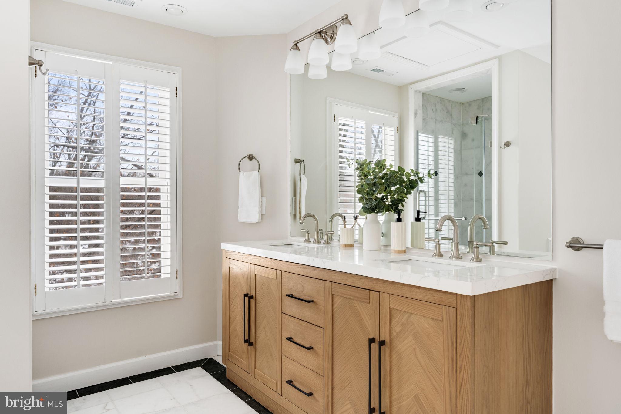 BEVERLEY HILLS - Residential