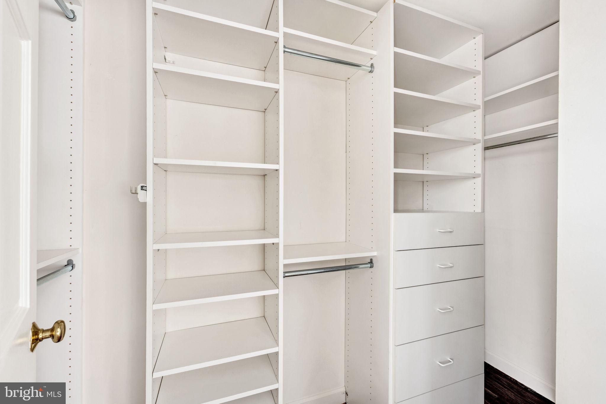 BEVERLEY HILLS - Residential