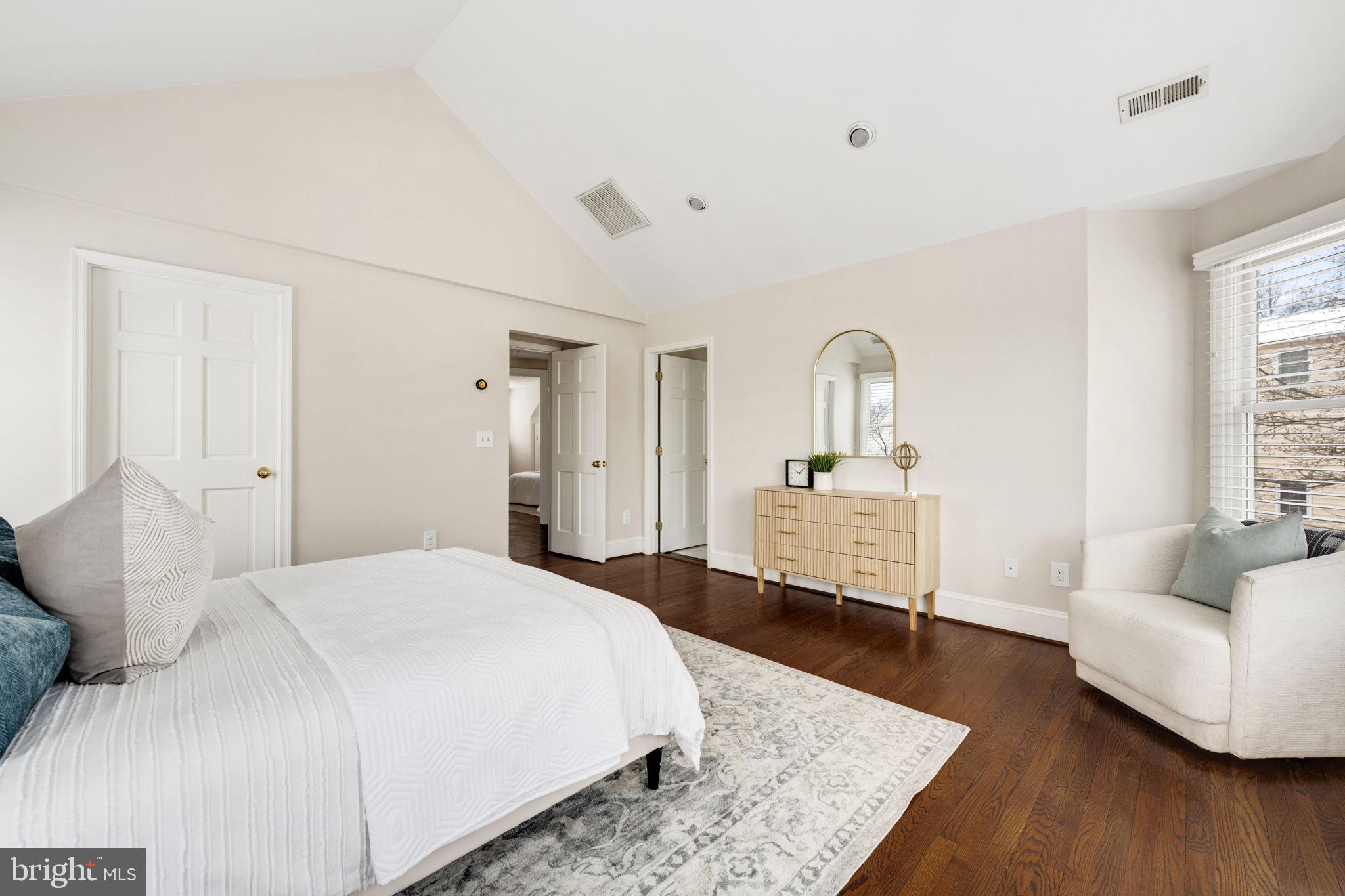 BEVERLEY HILLS - Residential