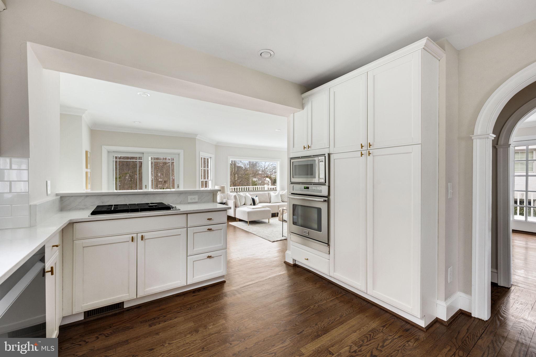 BEVERLEY HILLS - Residential