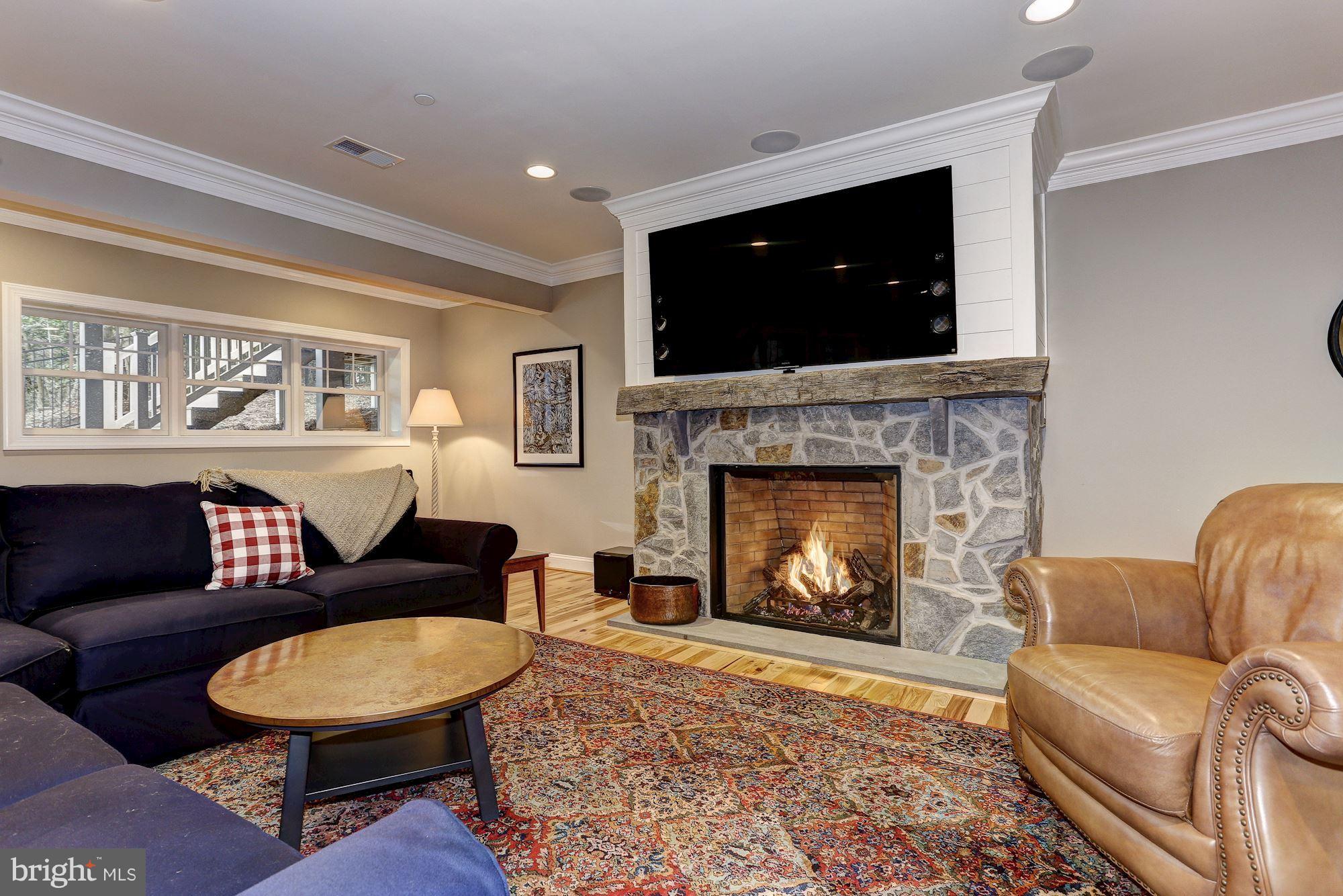 BROWNS WOODS - Residential