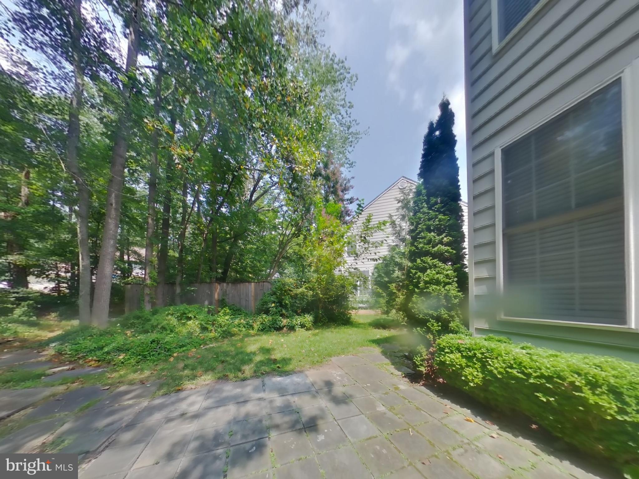 NORTHRIDGE PLAT 24> - Residential Lease