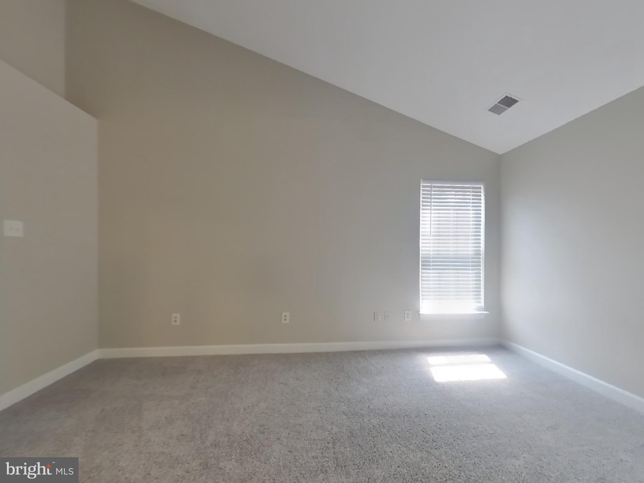 NORTHRIDGE PLAT 24> - Residential Lease