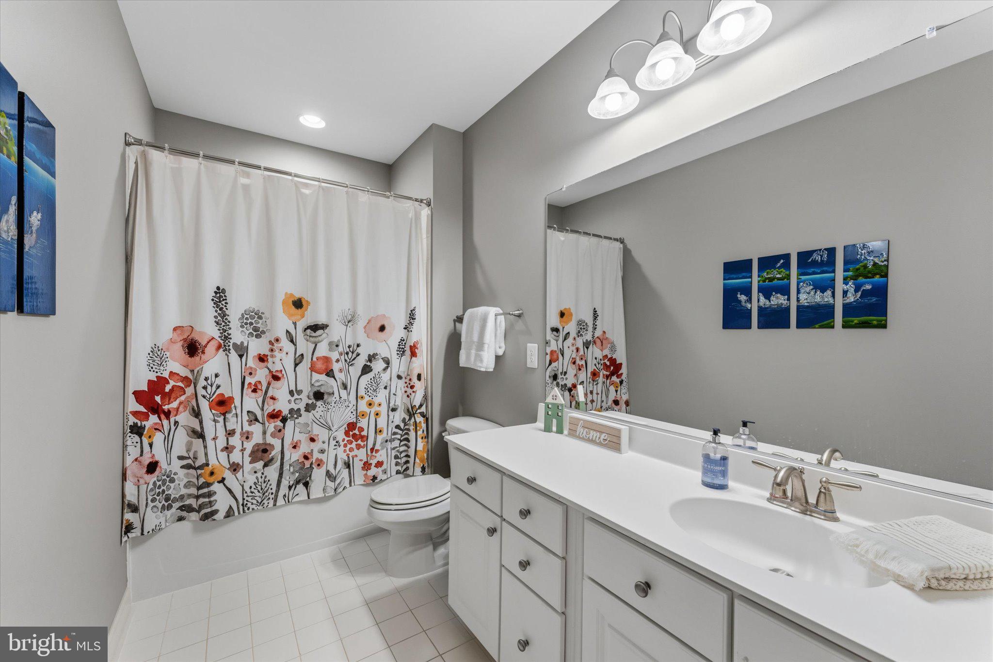 THE RESERVE AT LAKE MANASSAS - Residential