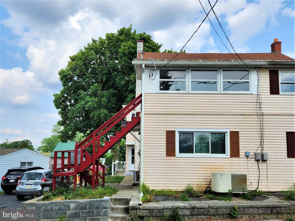 Photo of 7 CHURCH ST, LITITZ, PA 17543 (MLS # PALA2036266)