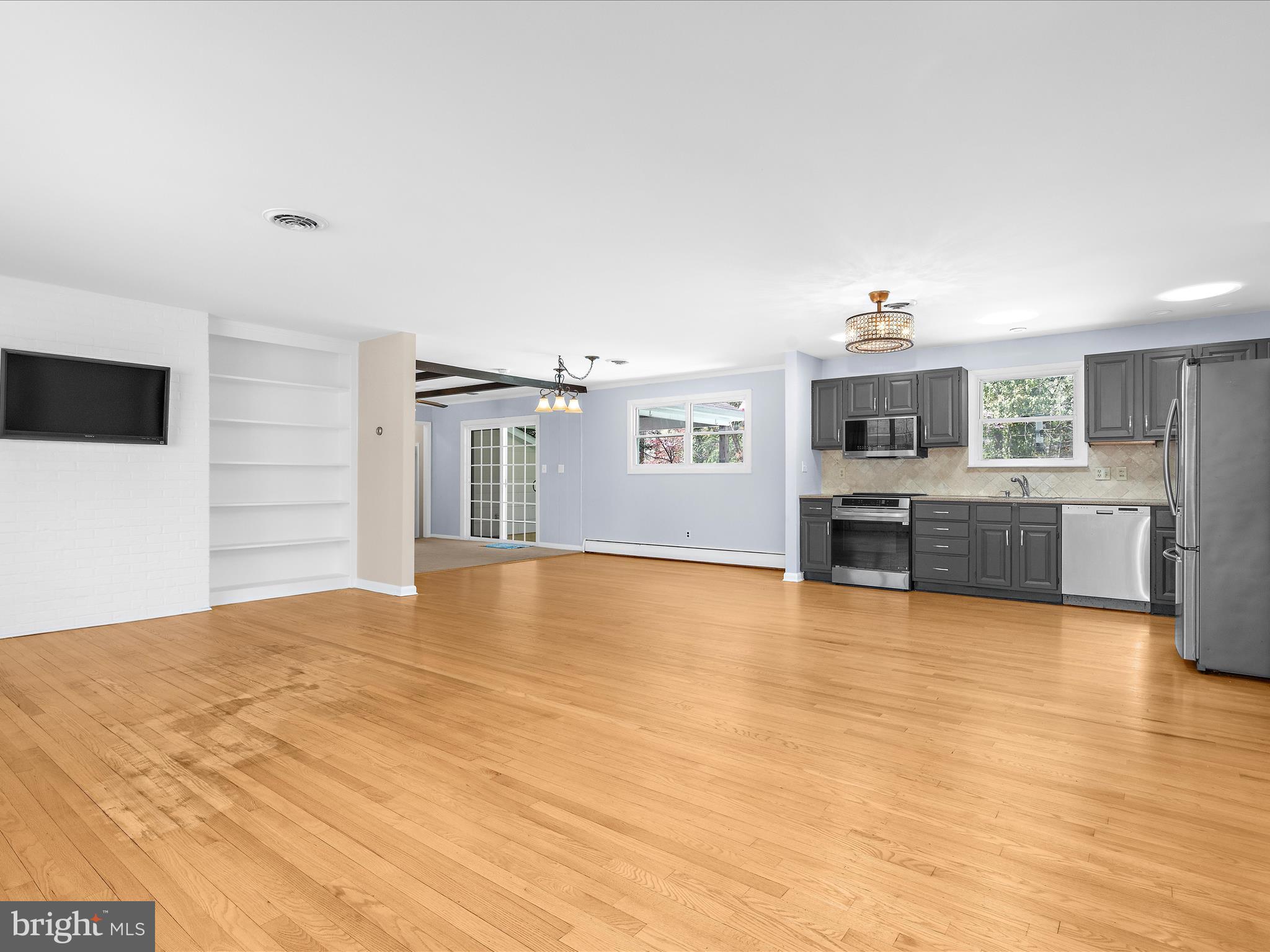 103 WILTSHIRE LANE