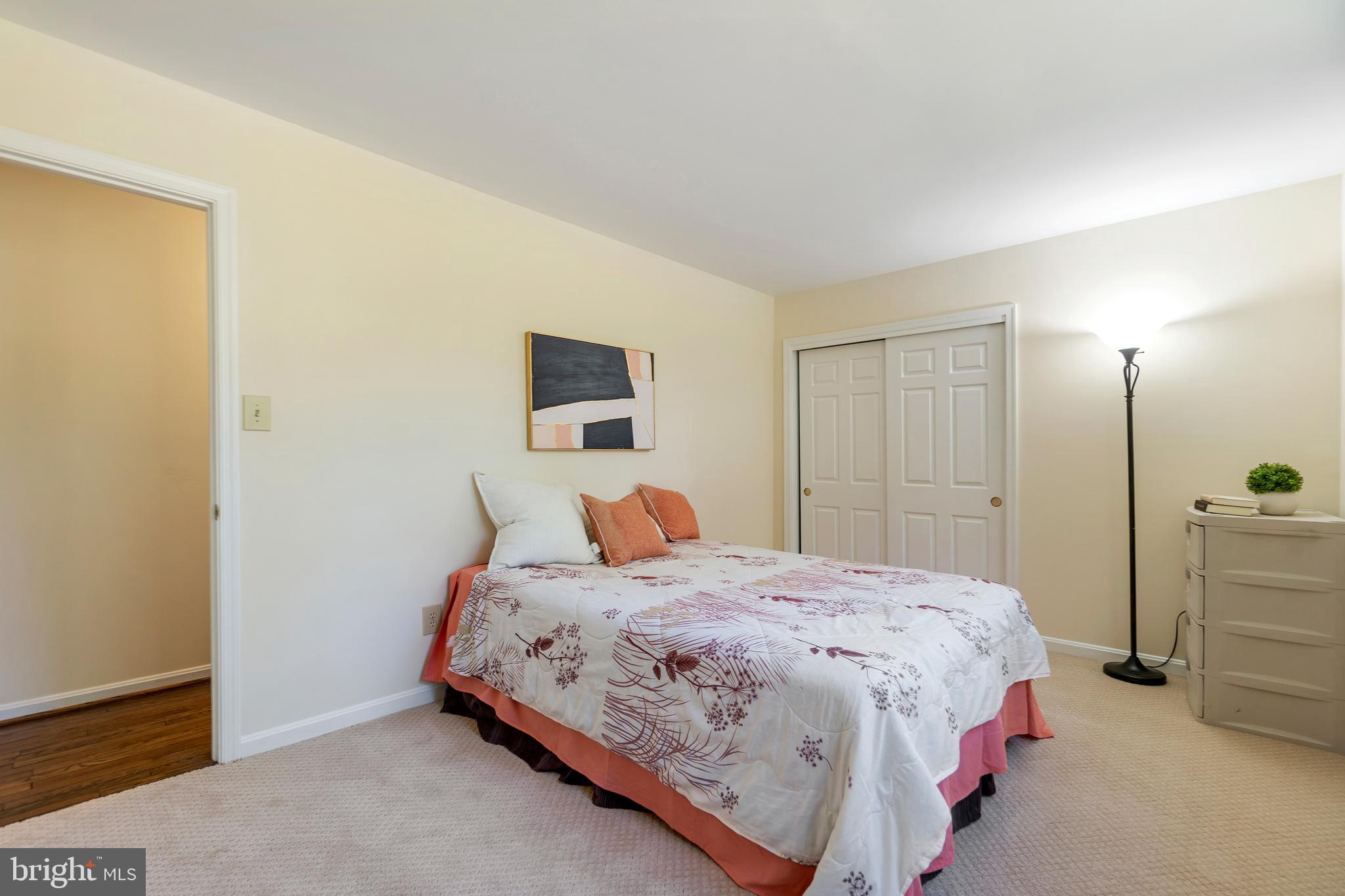 DUFIEF MILL BROOK - Residential