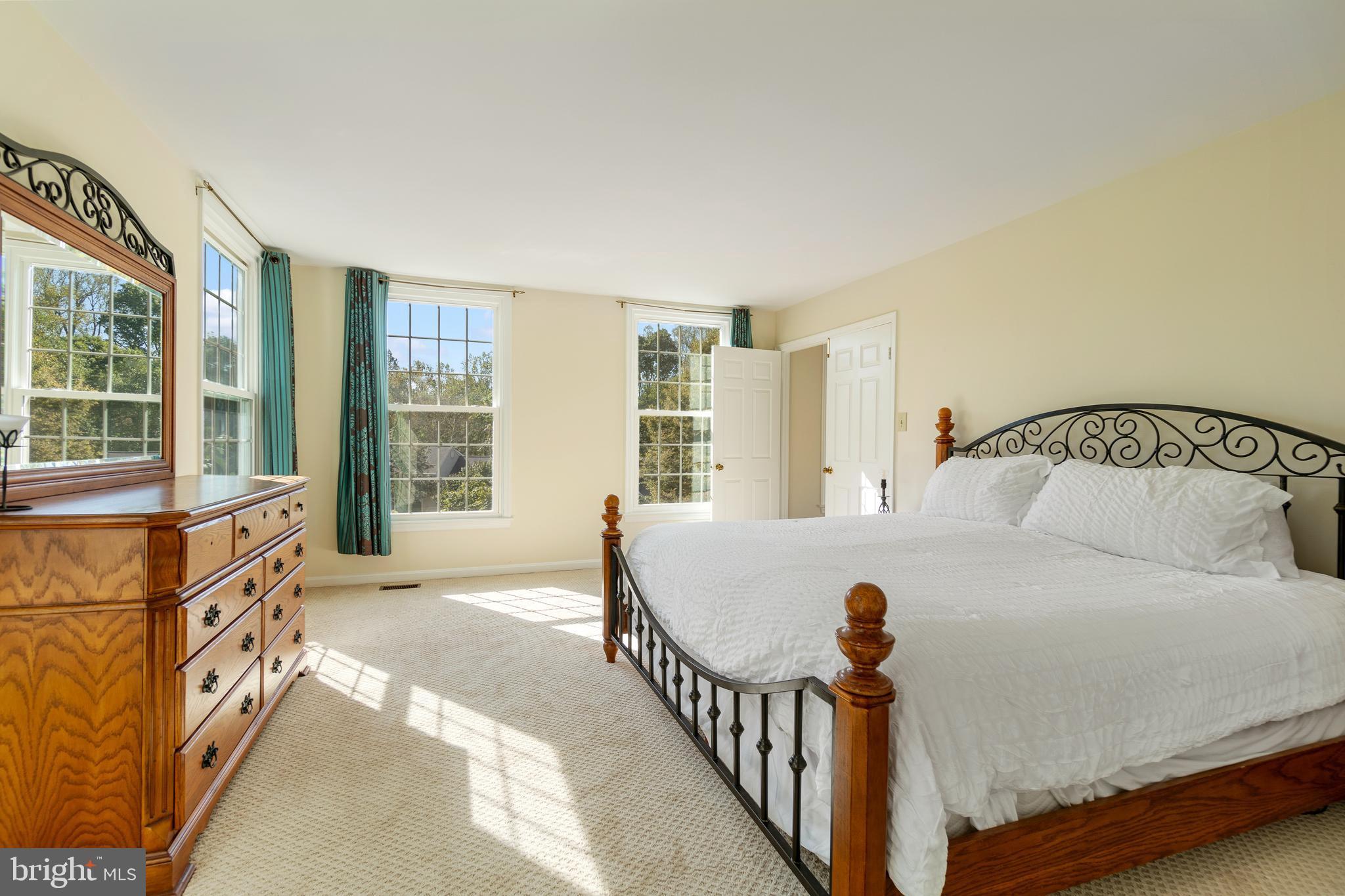 DUFIEF MILL BROOK - Residential