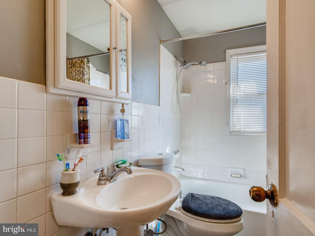 EDMONDSON HEIGHTS - Residential