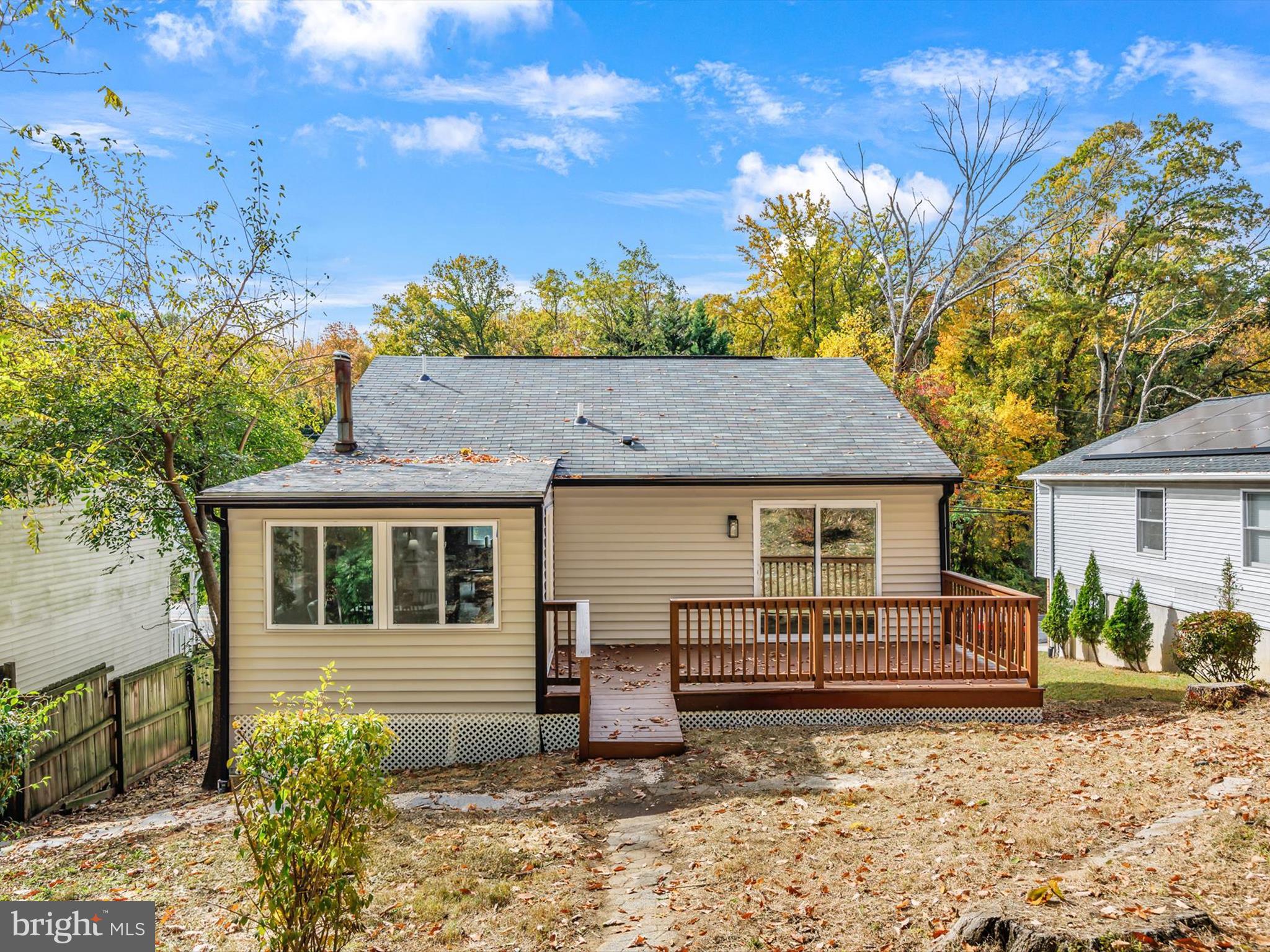 ROUND BAY CITY - Residential