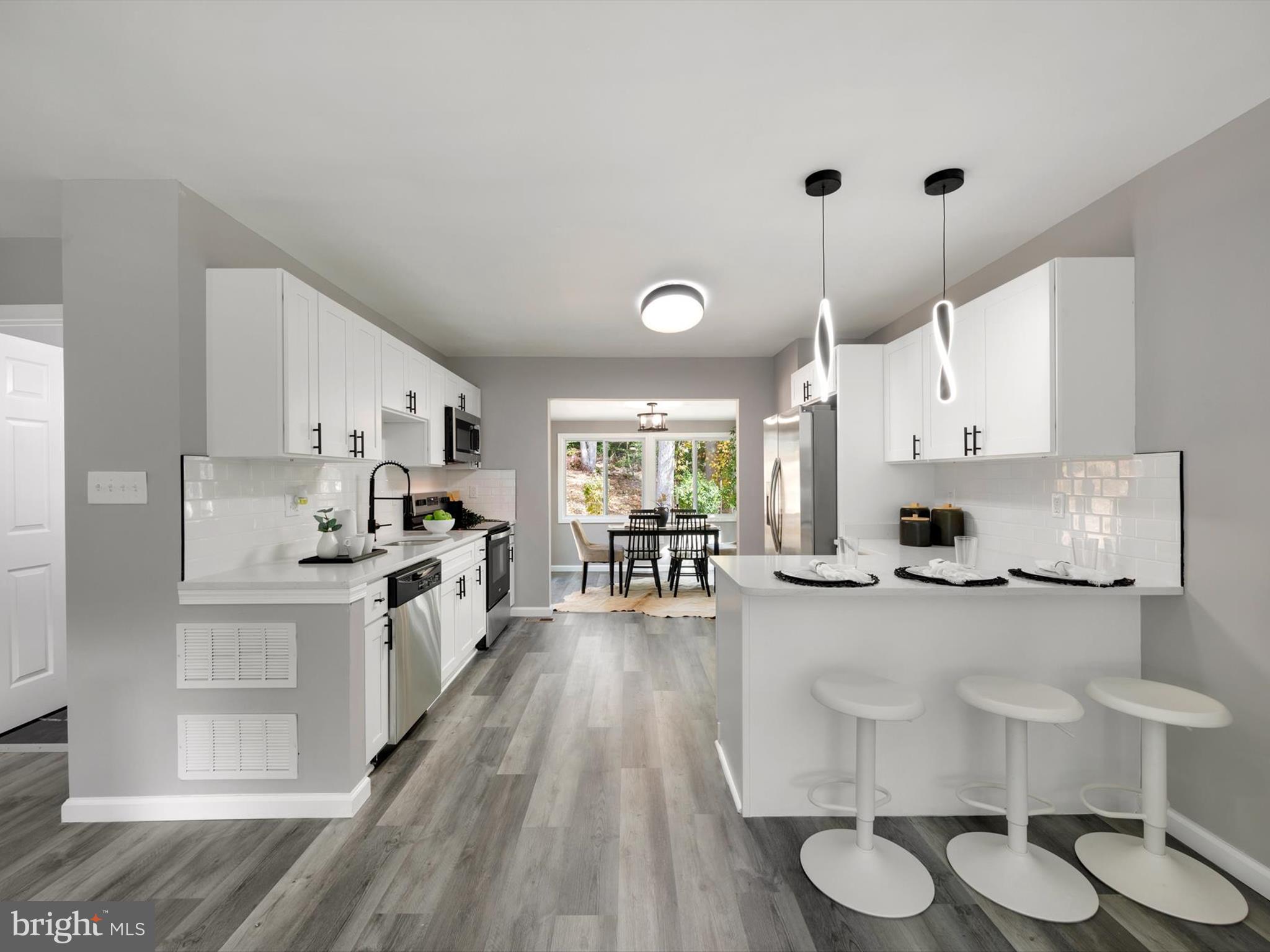 ROUND BAY CITY - Residential