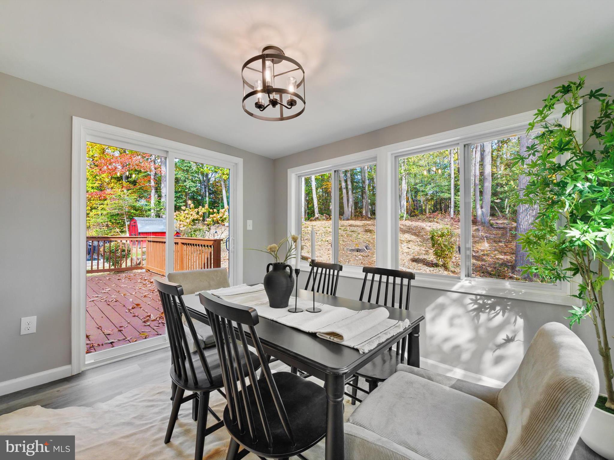 ROUND BAY CITY - Residential