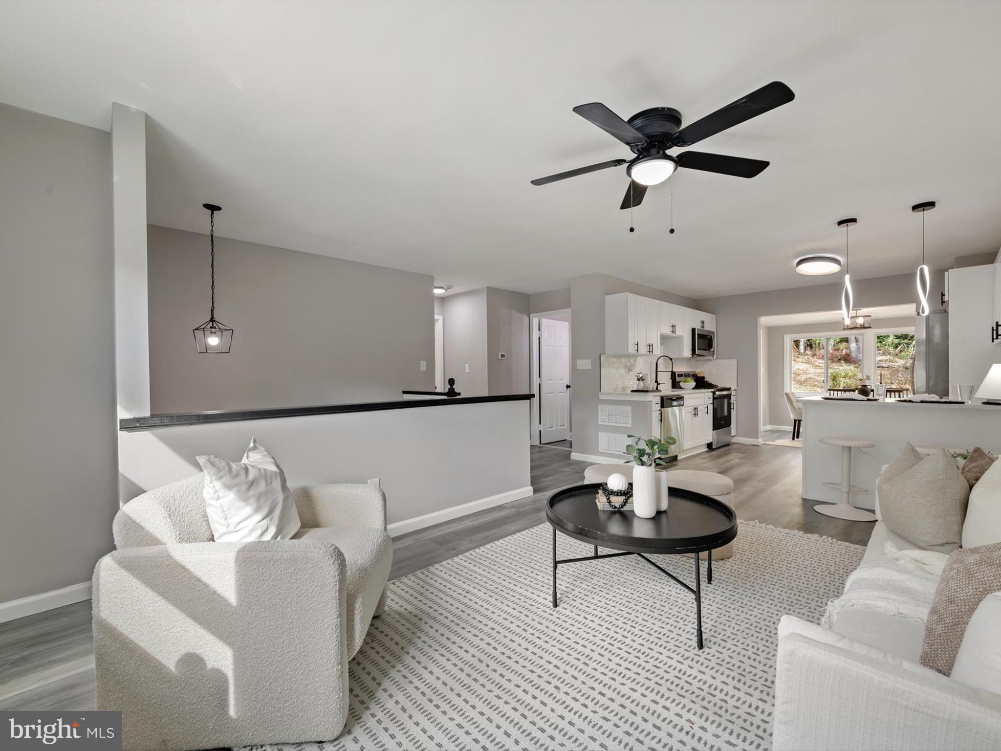 ROUND BAY CITY - Residential