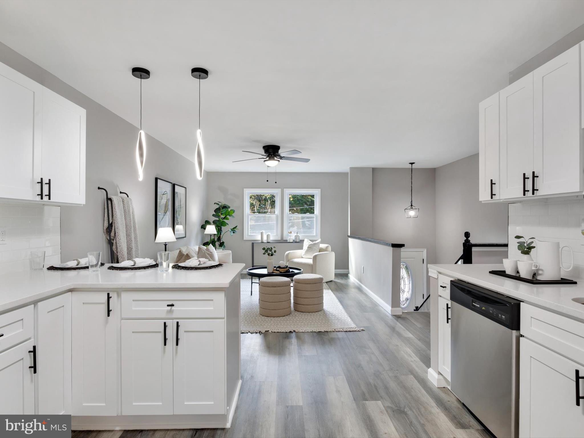 ROUND BAY CITY - Residential