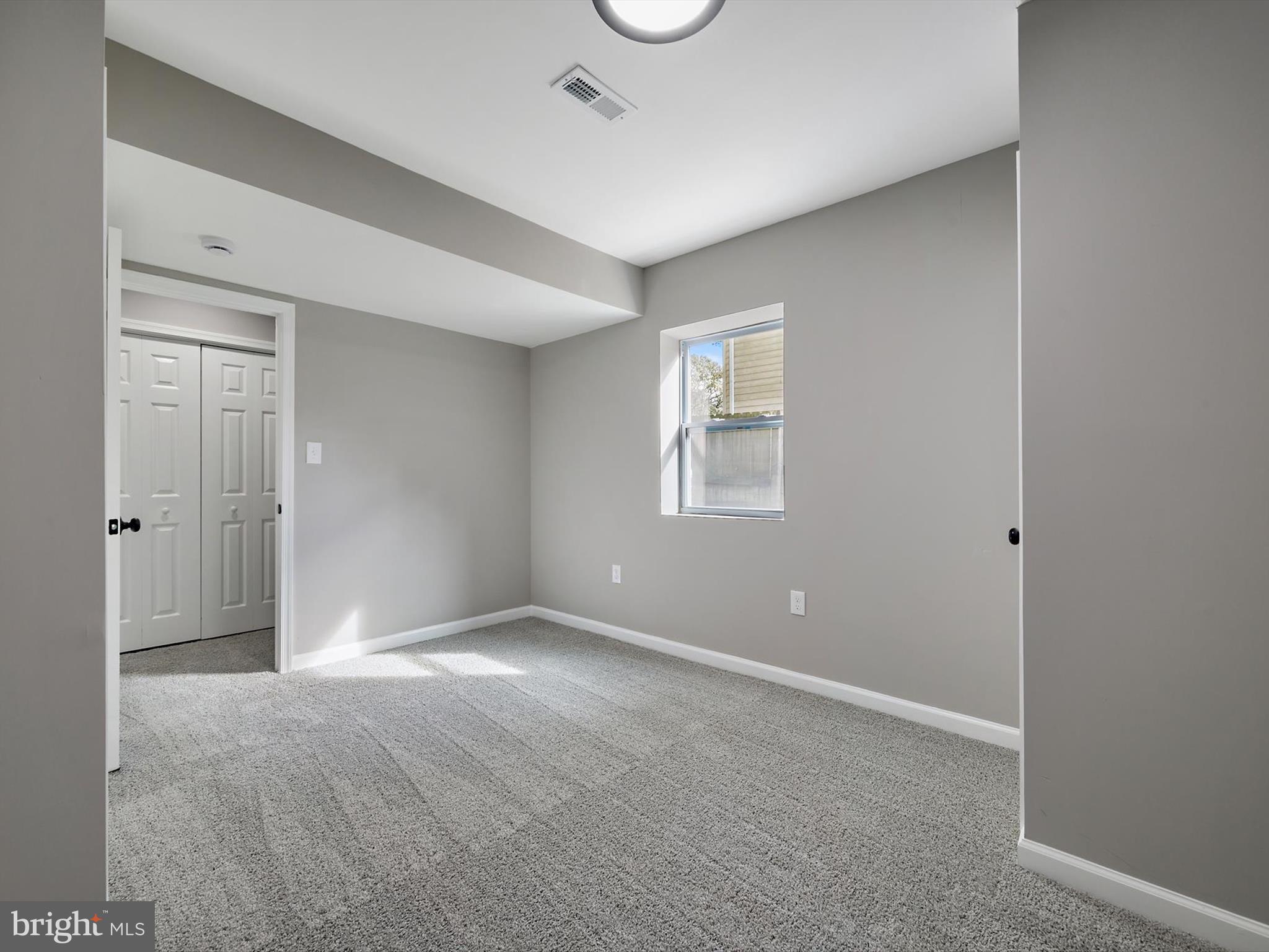 ROUND BAY CITY - Residential