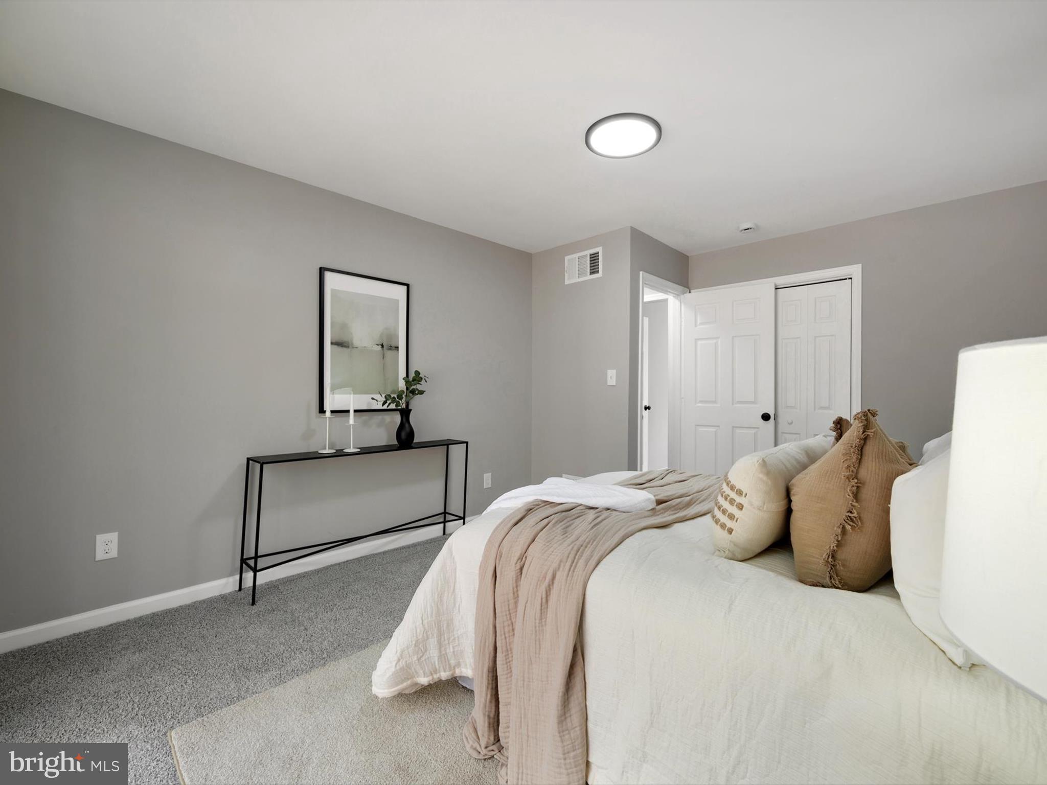 ROUND BAY CITY - Residential