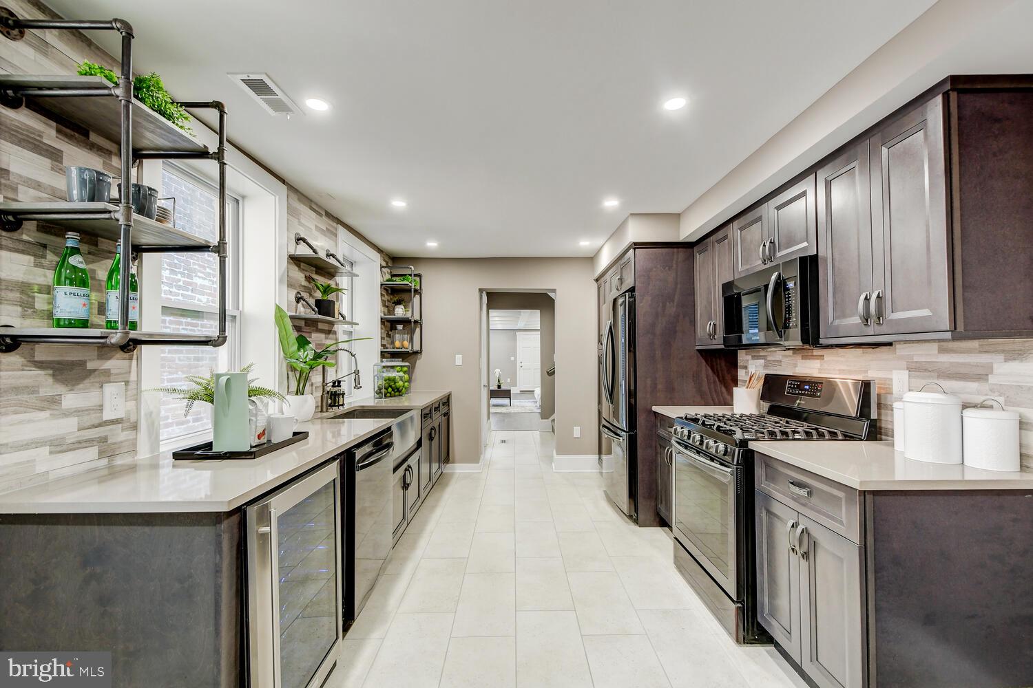 FELLS POINT HISTORIC DISTRICT - Residential Lease