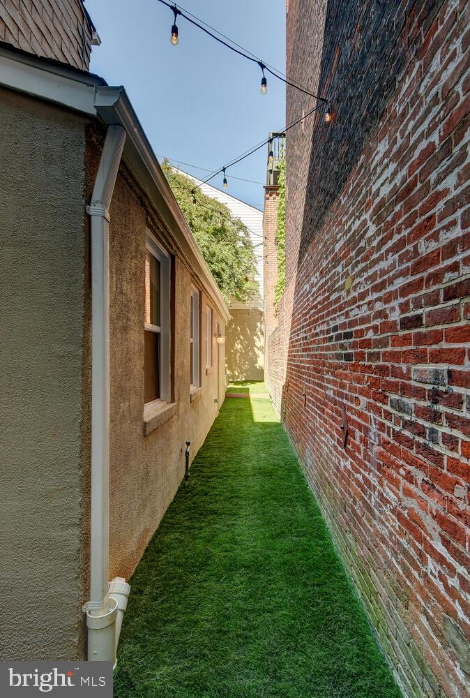 FELLS POINT HISTORIC DISTRICT - Residential Lease