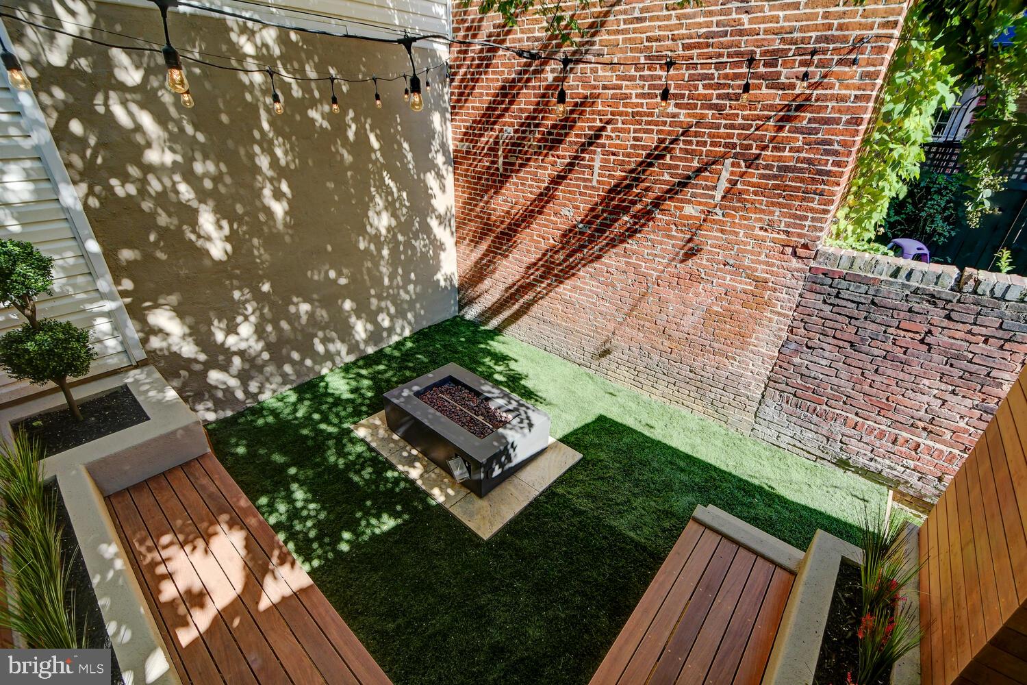 FELLS POINT HISTORIC DISTRICT - Residential Lease