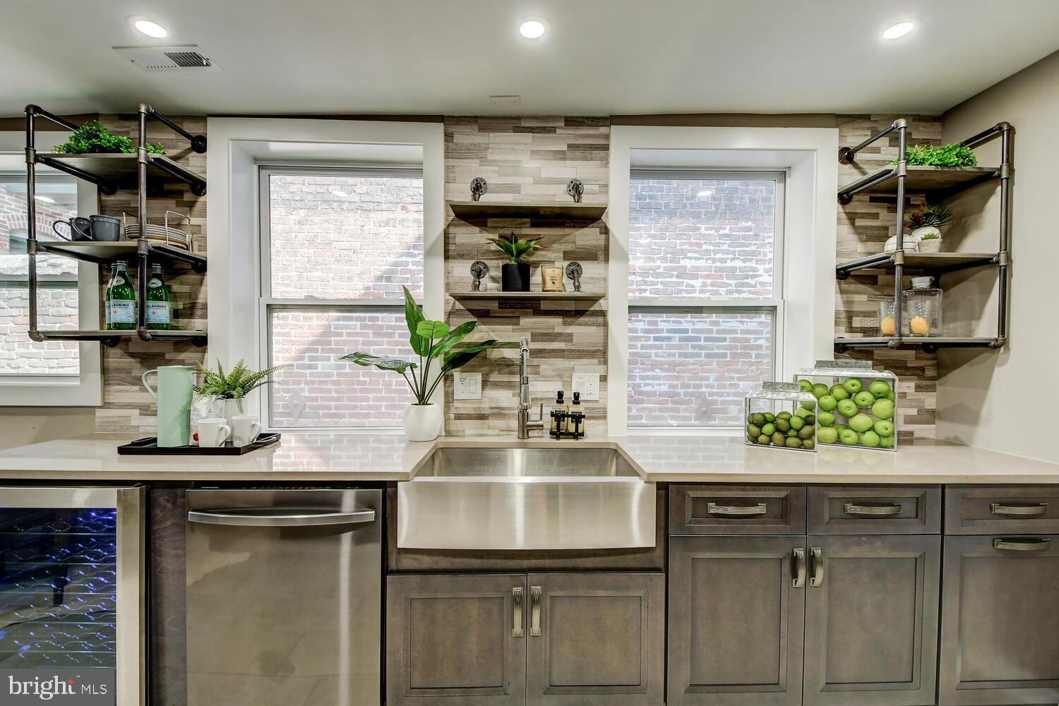 FELLS POINT HISTORIC DISTRICT - Residential Lease