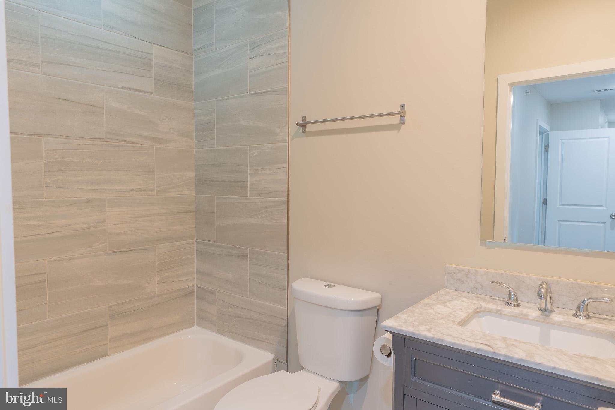 TEMPLE UNIVERSITY - Residential Lease