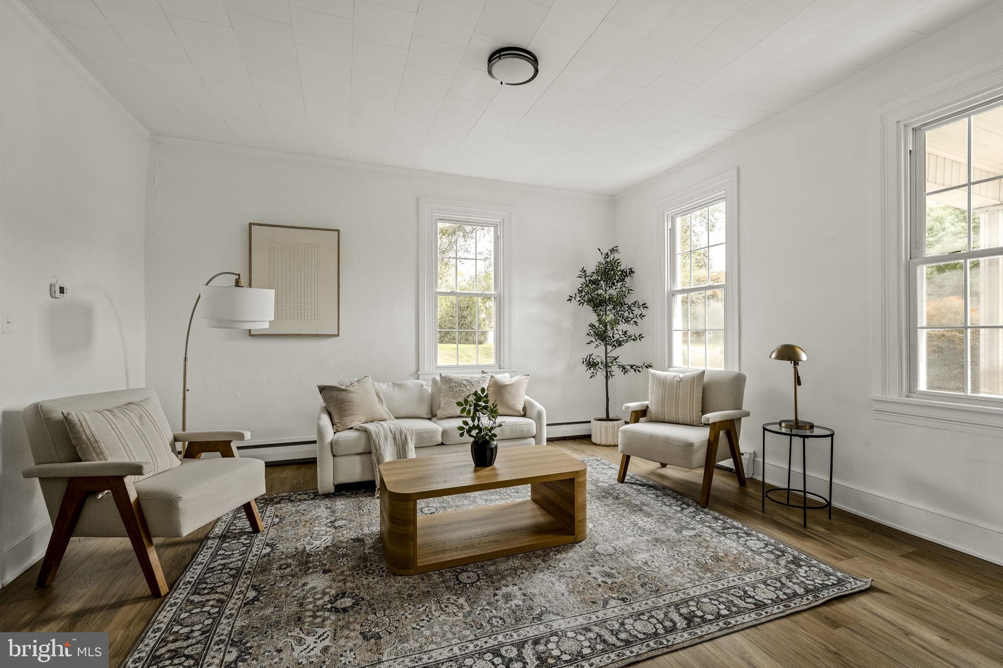 24 KIM ACRES DRIVE