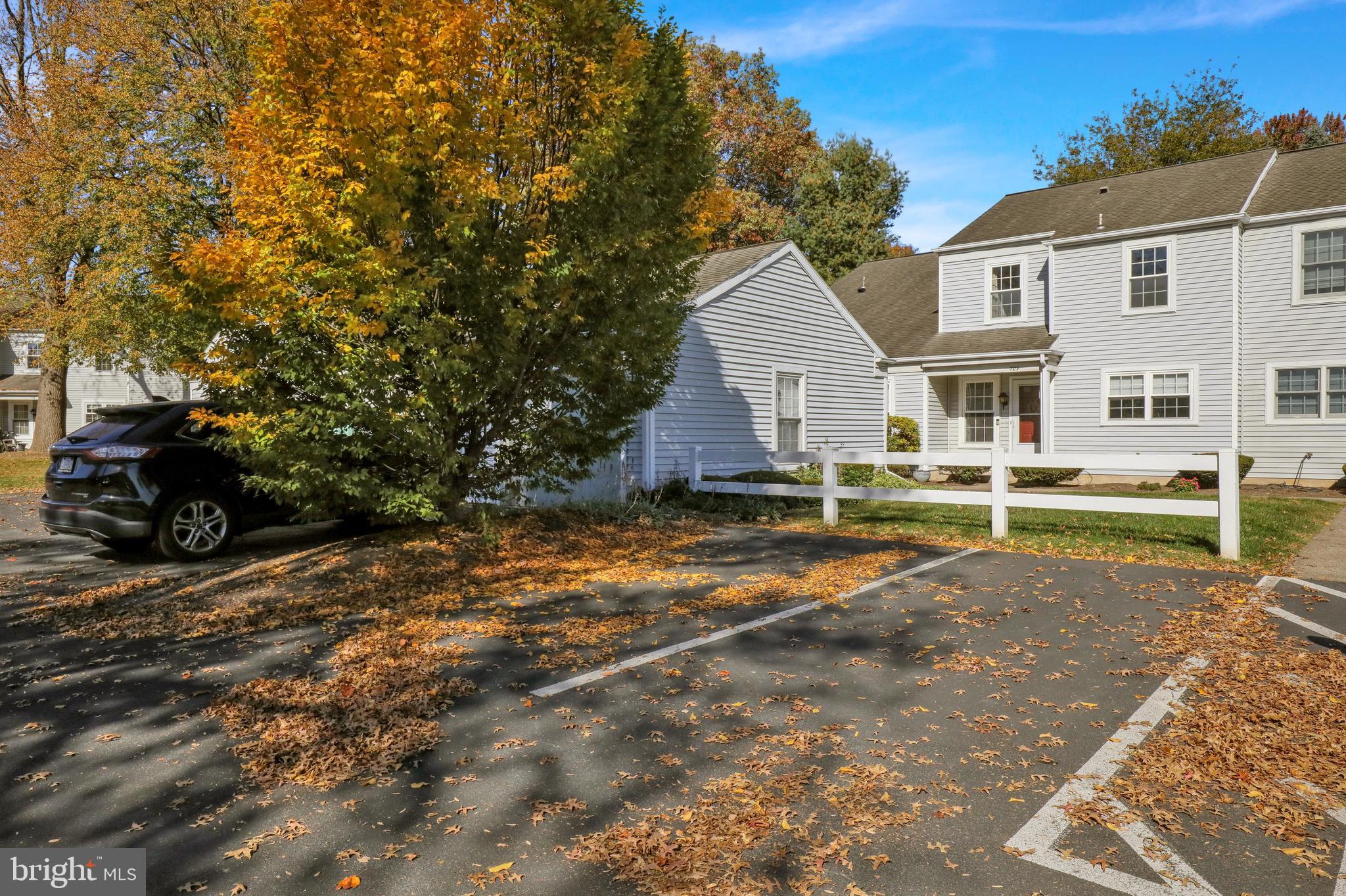 709 CAMBRIDGE COURT