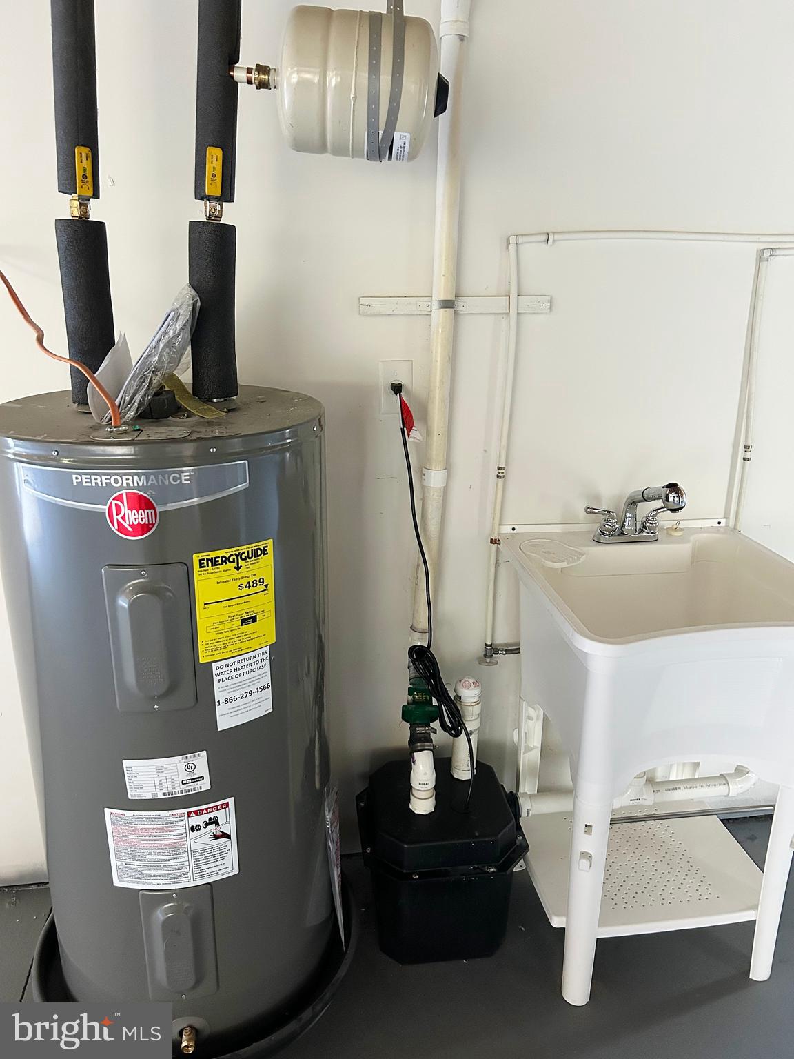 FOXWOOD GLEN - Residential