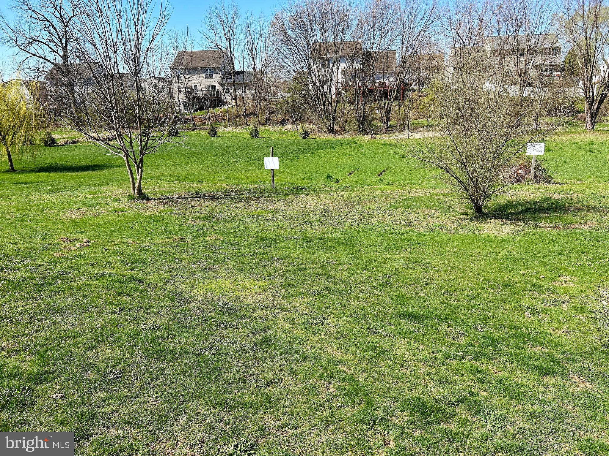 FOXWOOD GLEN - Residential