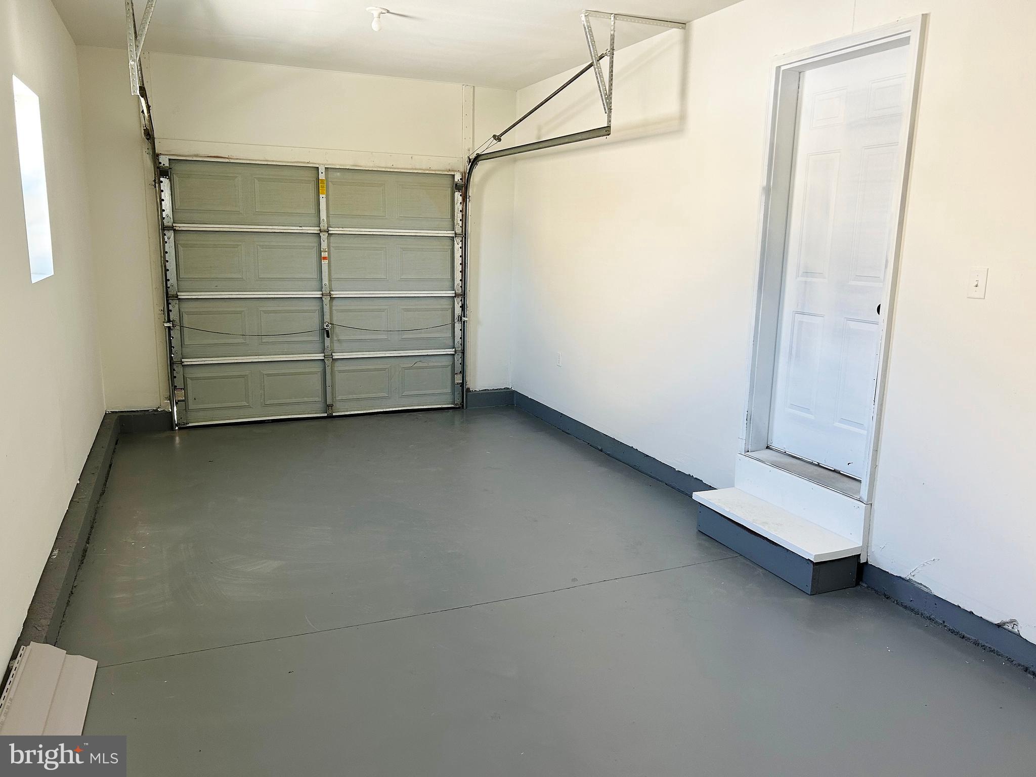 FOXWOOD GLEN - Residential