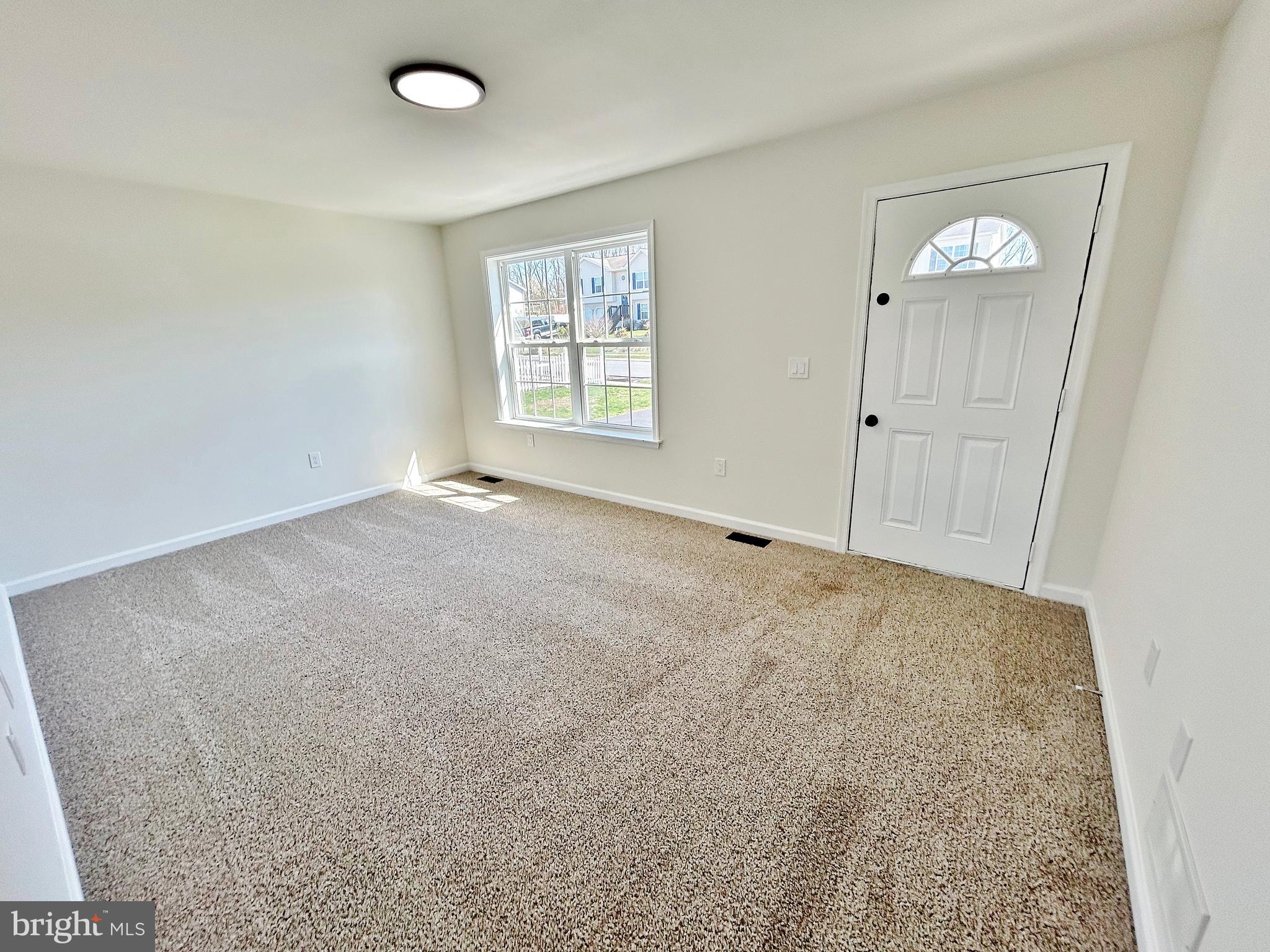 FOXWOOD GLEN - Residential