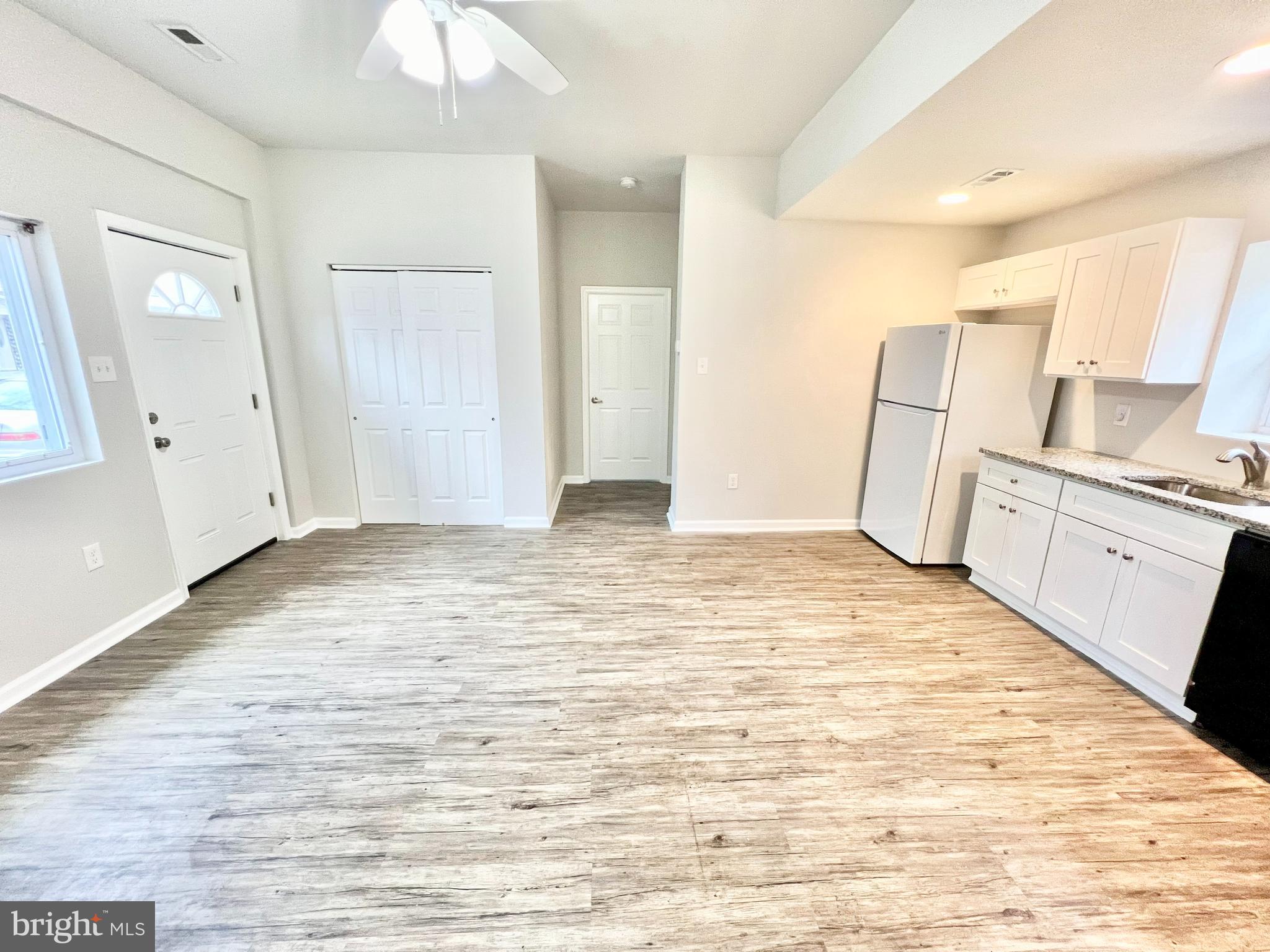 000 - Residential Lease