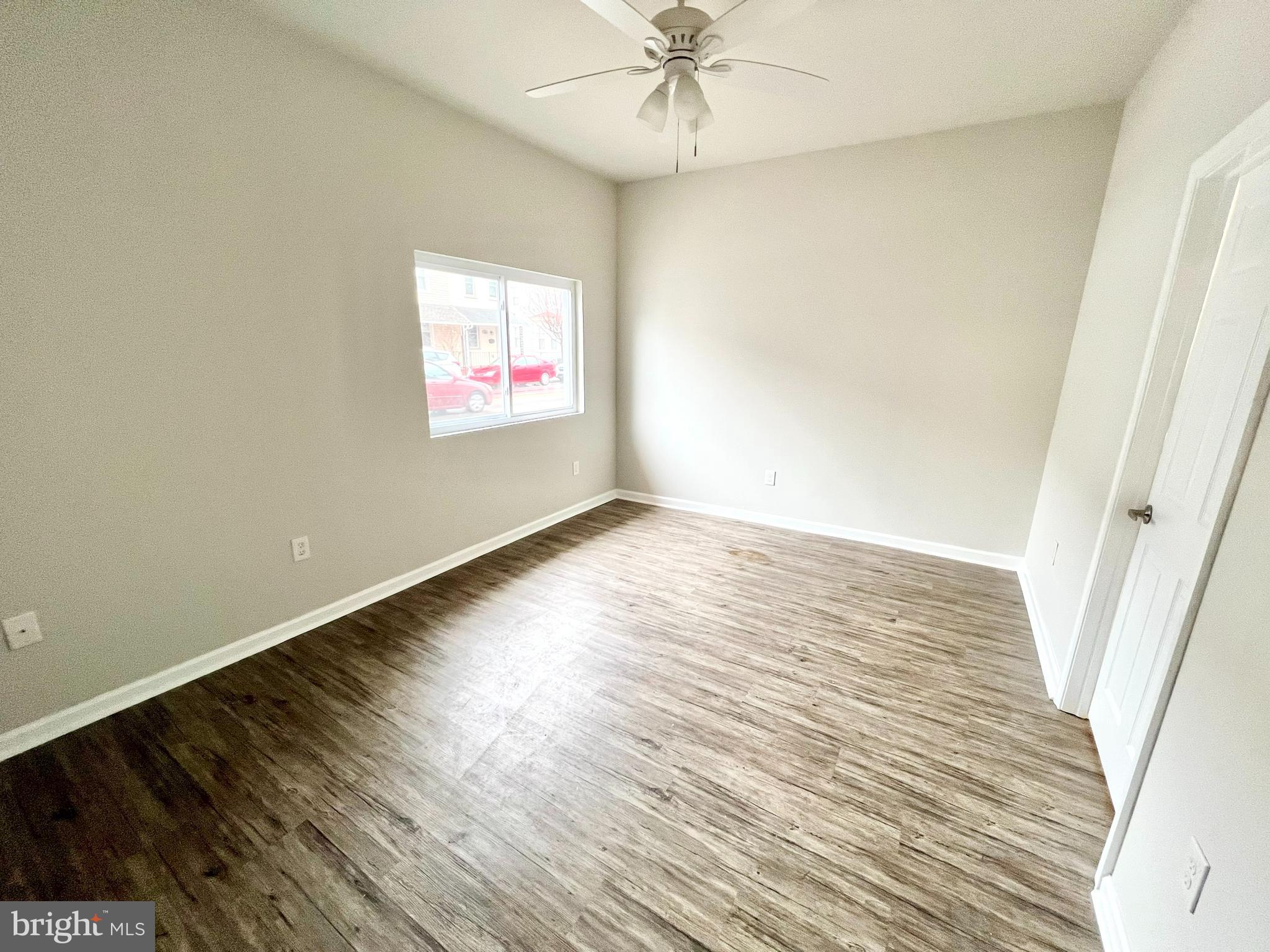 000 - Residential Lease