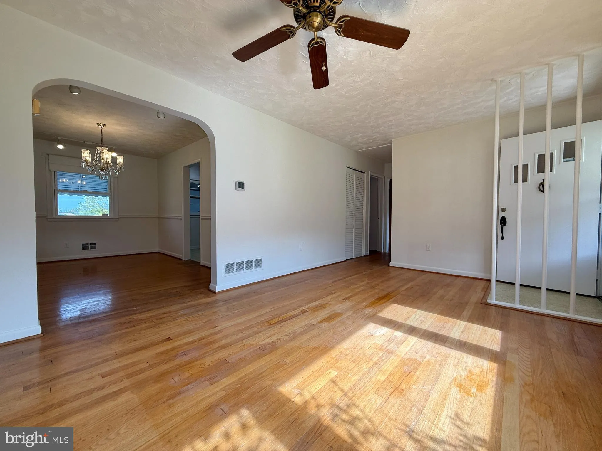 Baltimore, Maryland 21228, United States, 2 Bedrooms Bedrooms, ,1 BathroomBathrooms,Residential,Pending,228526