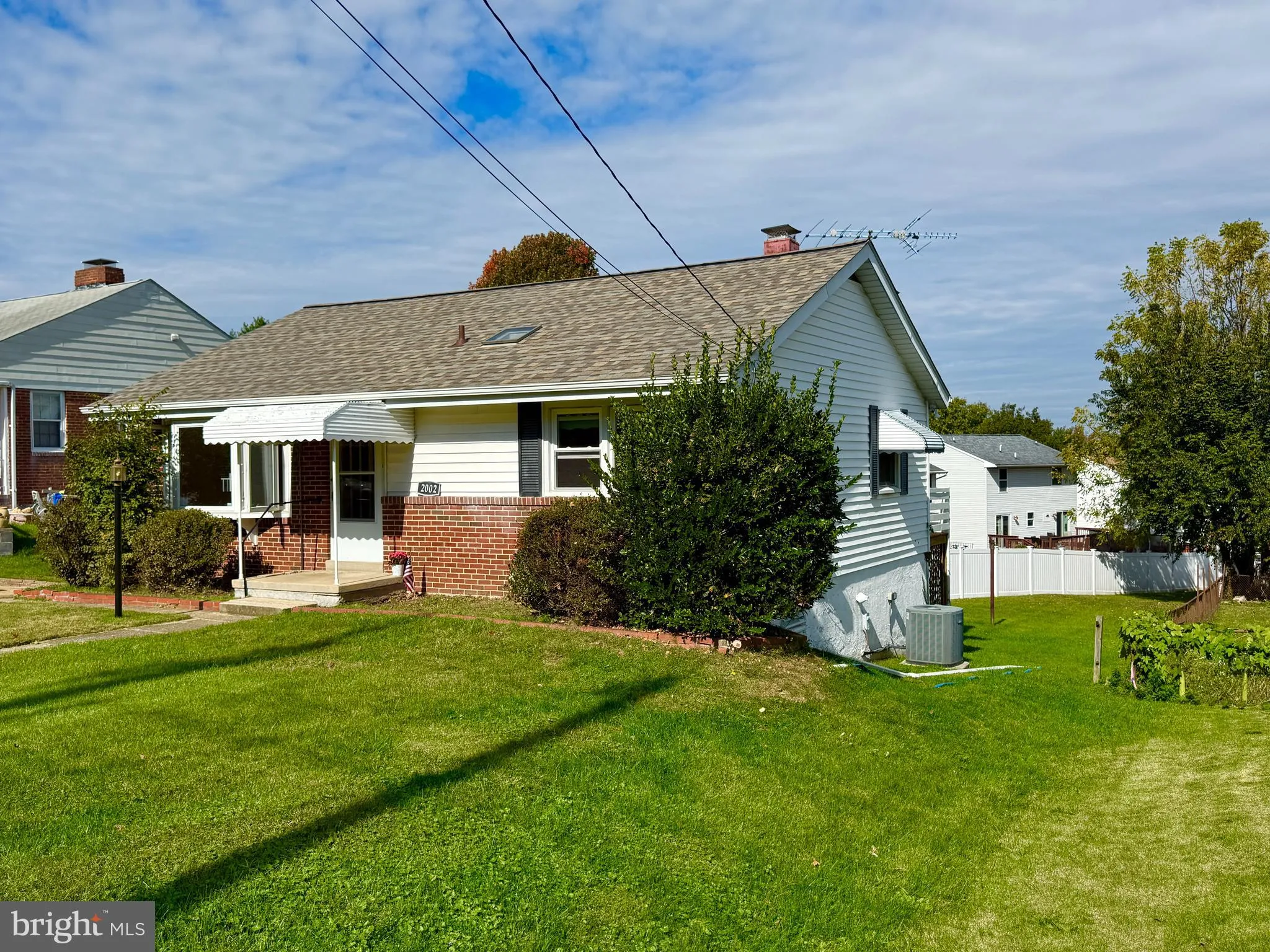 Baltimore, Maryland 21228, United States, 2 Bedrooms Bedrooms, ,1 BathroomBathrooms,Residential,Pending,228526