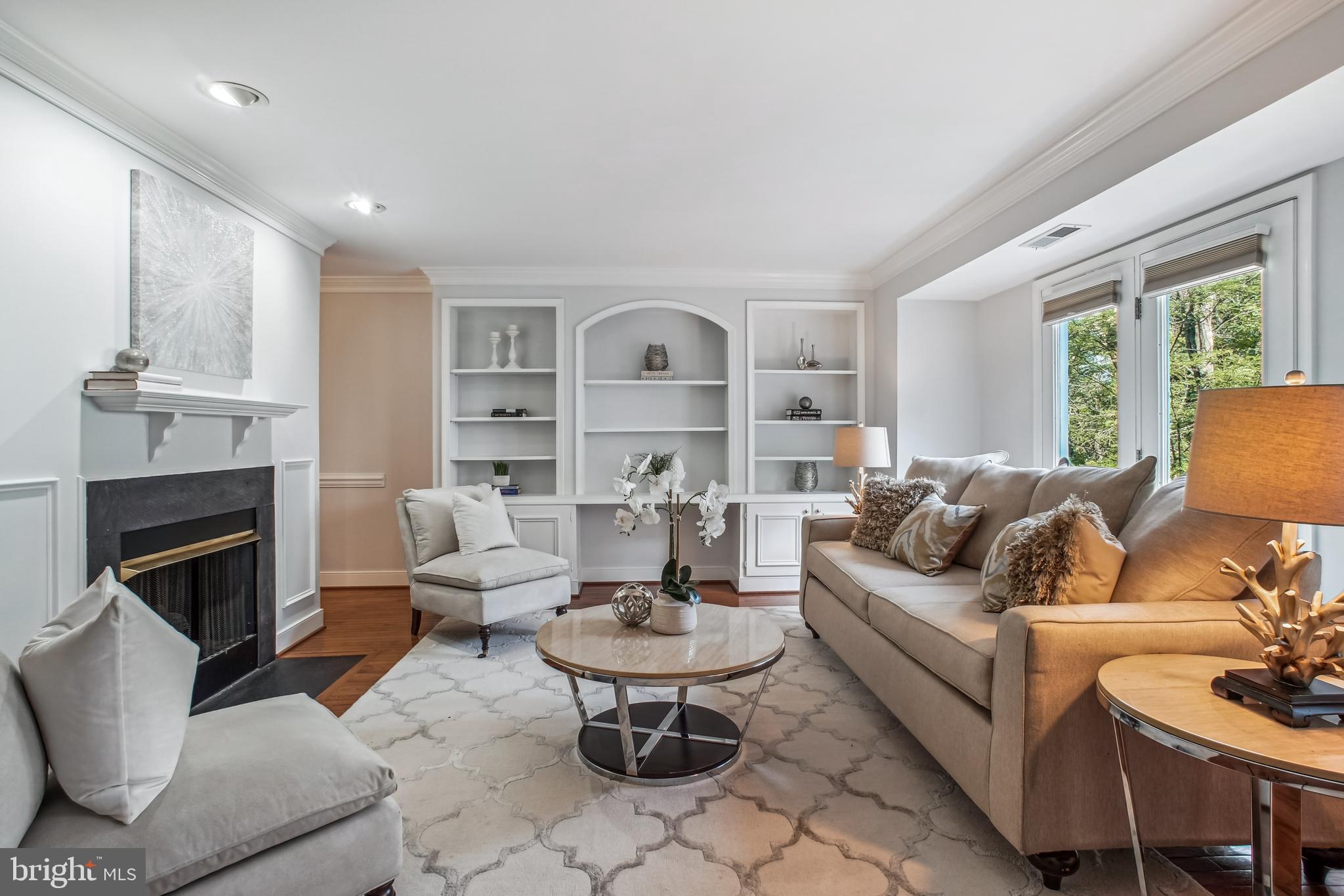 EARLY STREET VILLAGE - Residential