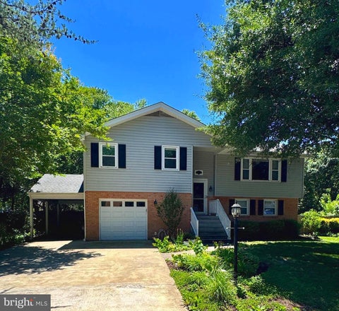Homes For Sale - 4407 Aragon Place<br/> Fairfax County, ALEXANDRIA, VA 22309