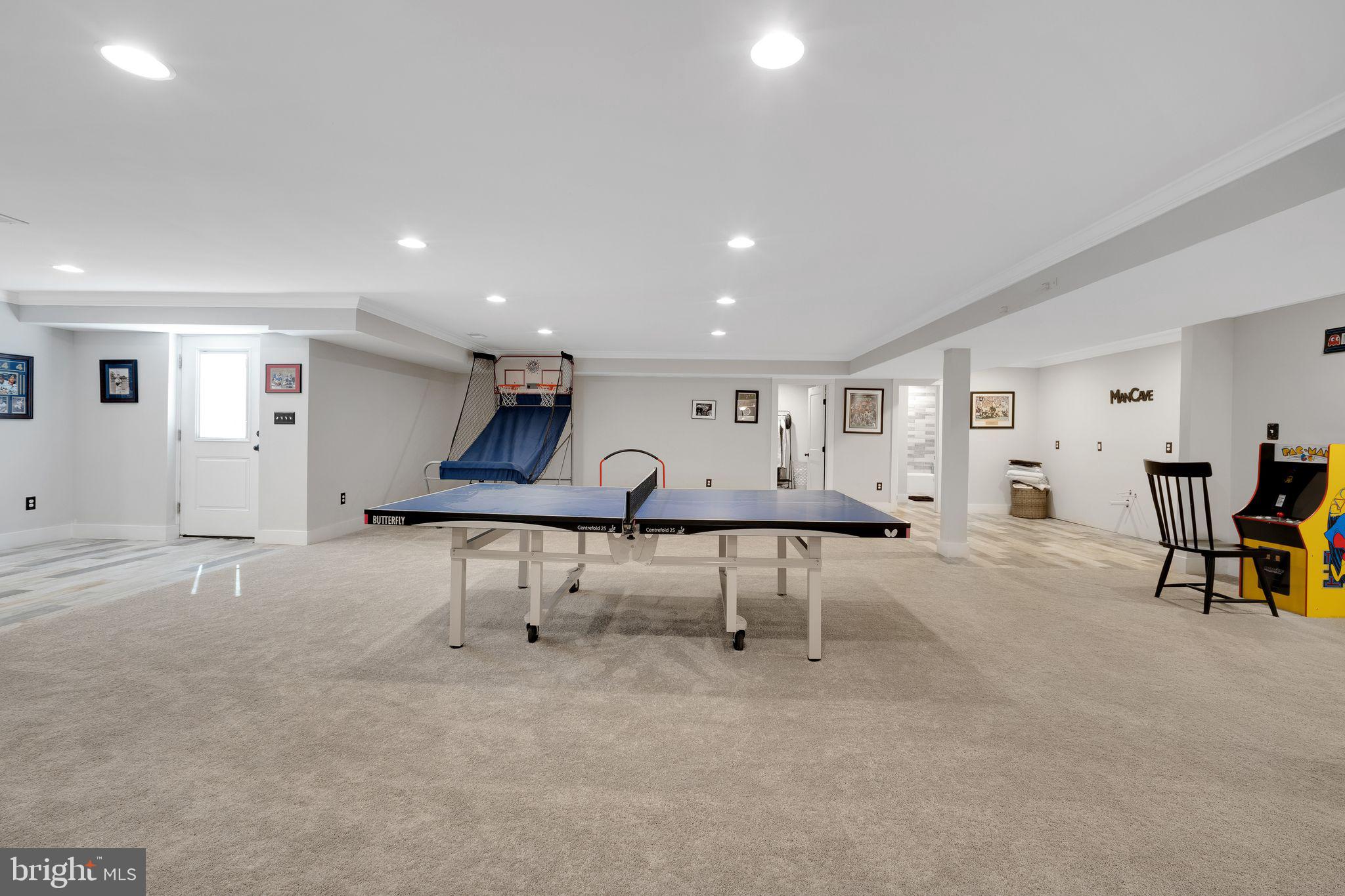 WOODLAWN FARMS - Residential