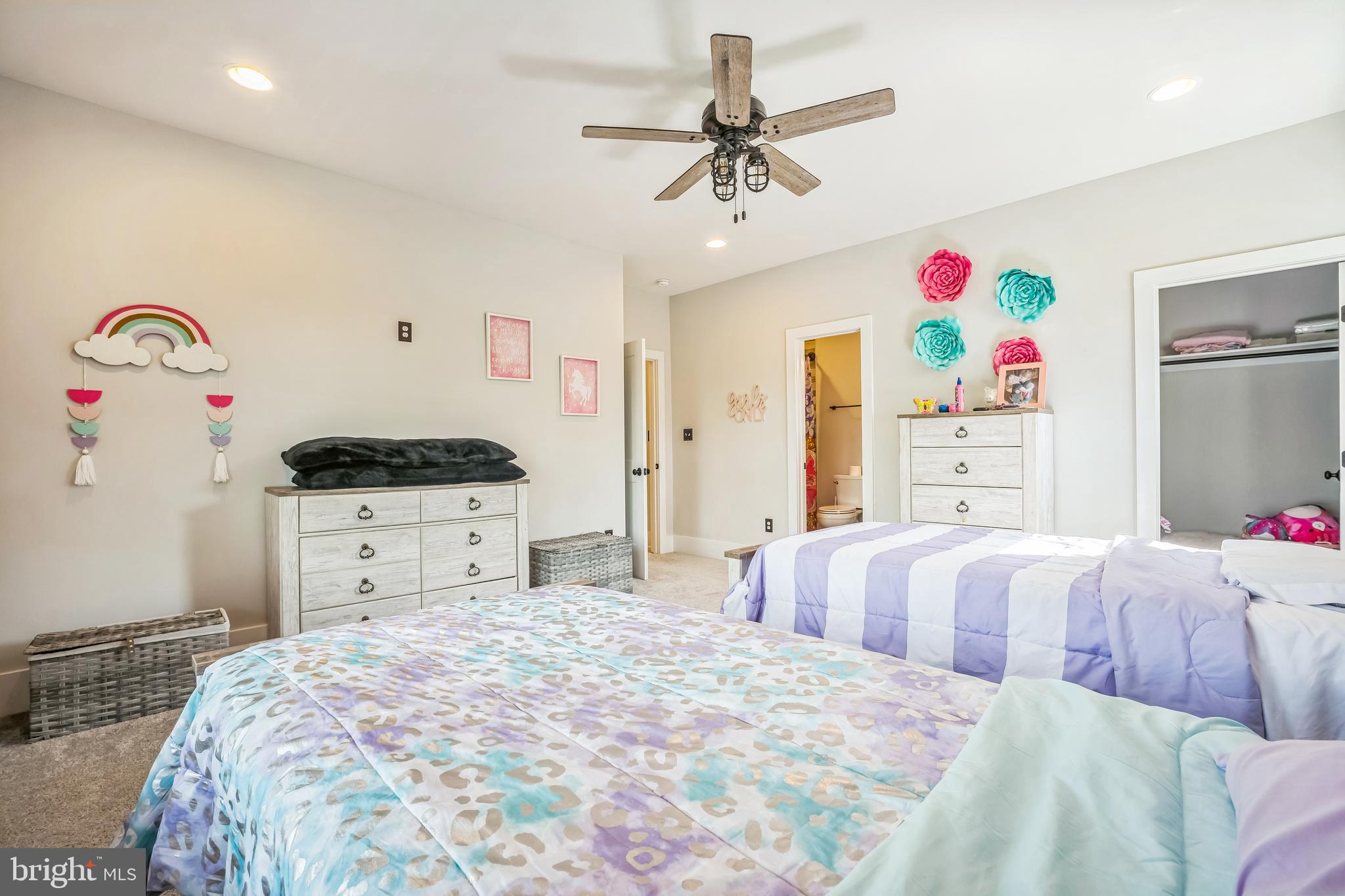 WOODLAWN FARMS - Residential