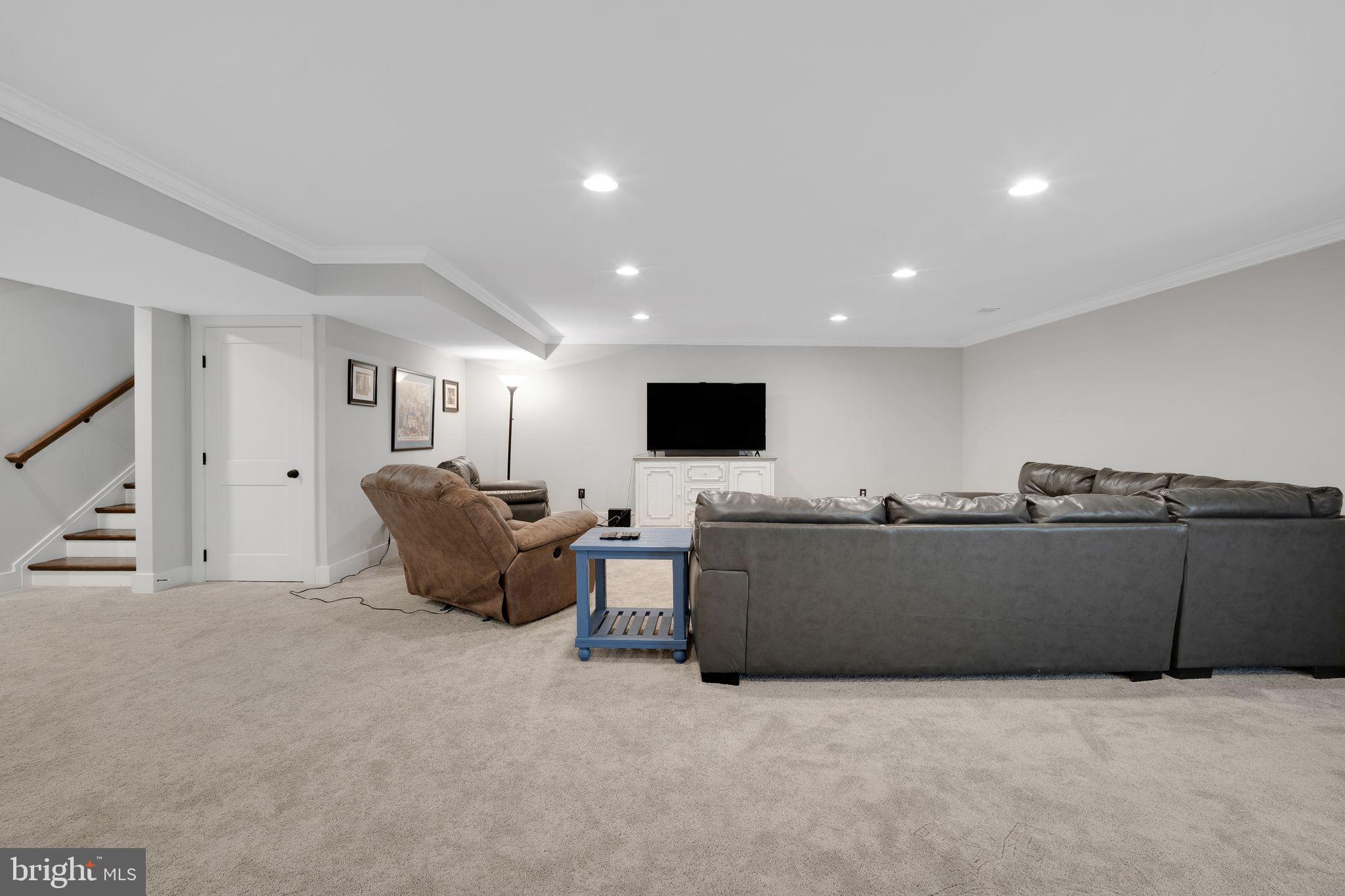 WOODLAWN FARMS - Residential