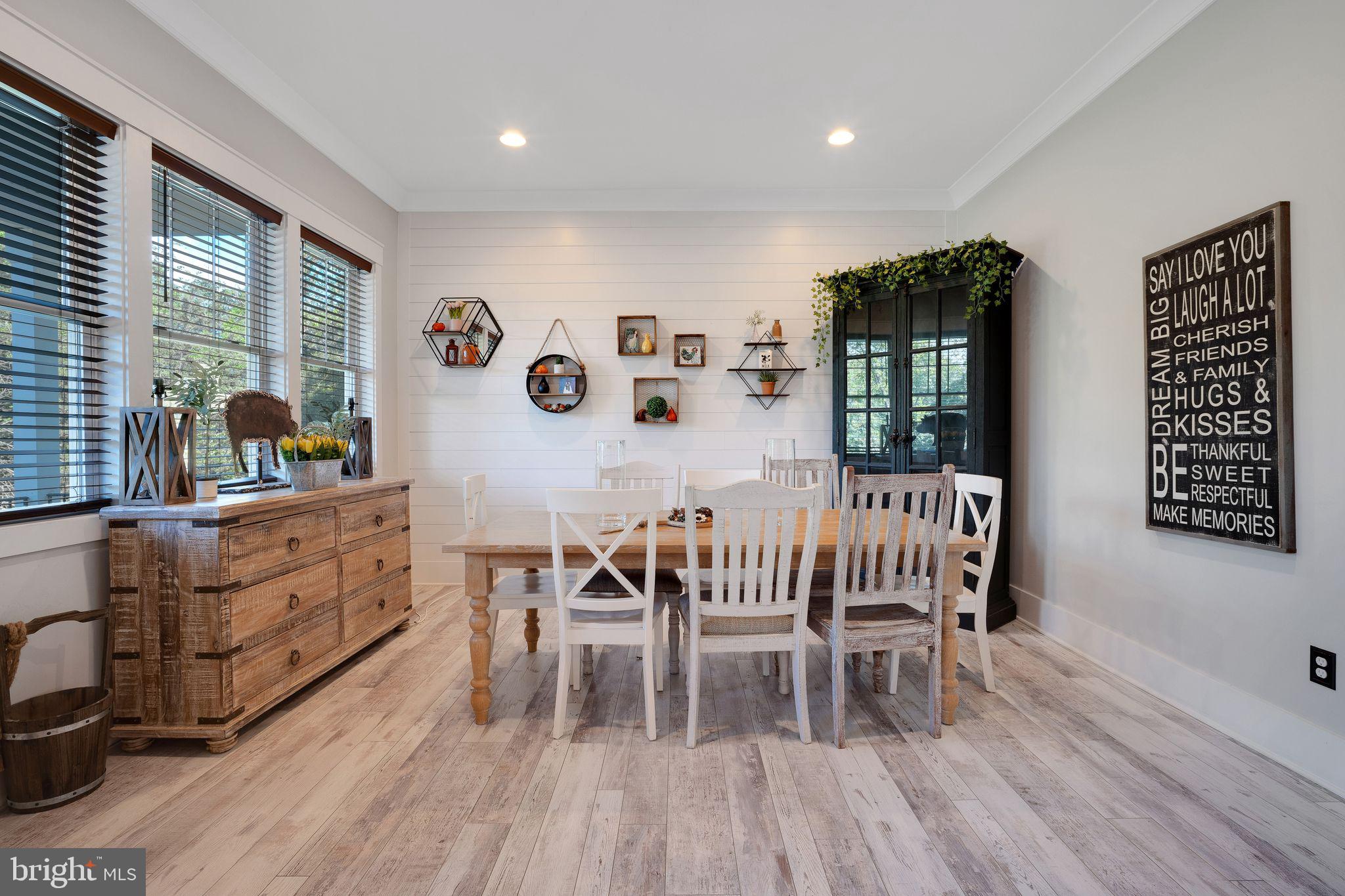 WOODLAWN FARMS - Residential