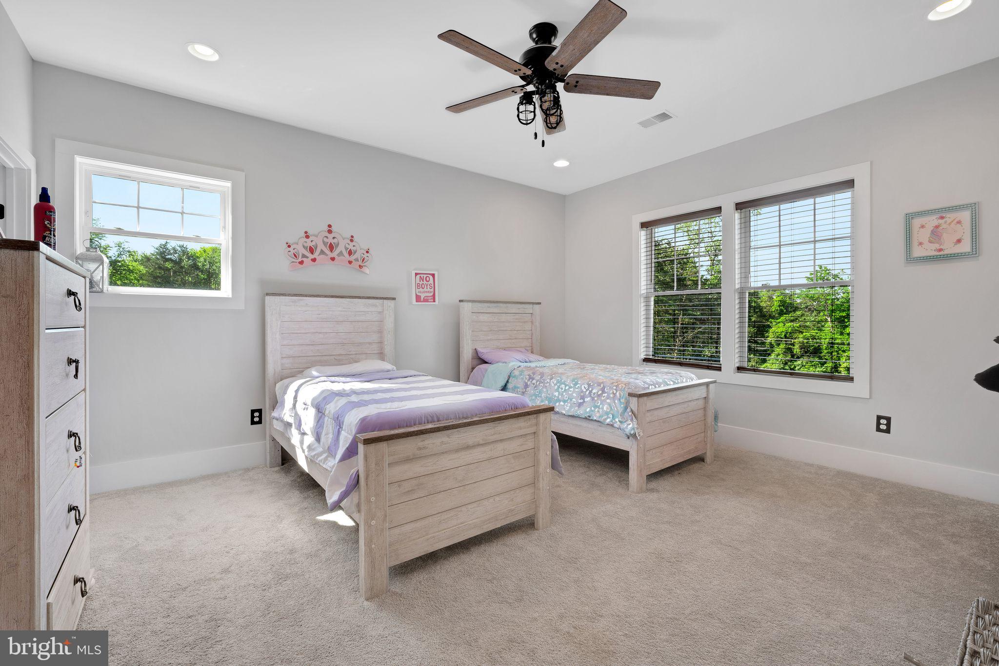 WOODLAWN FARMS - Residential