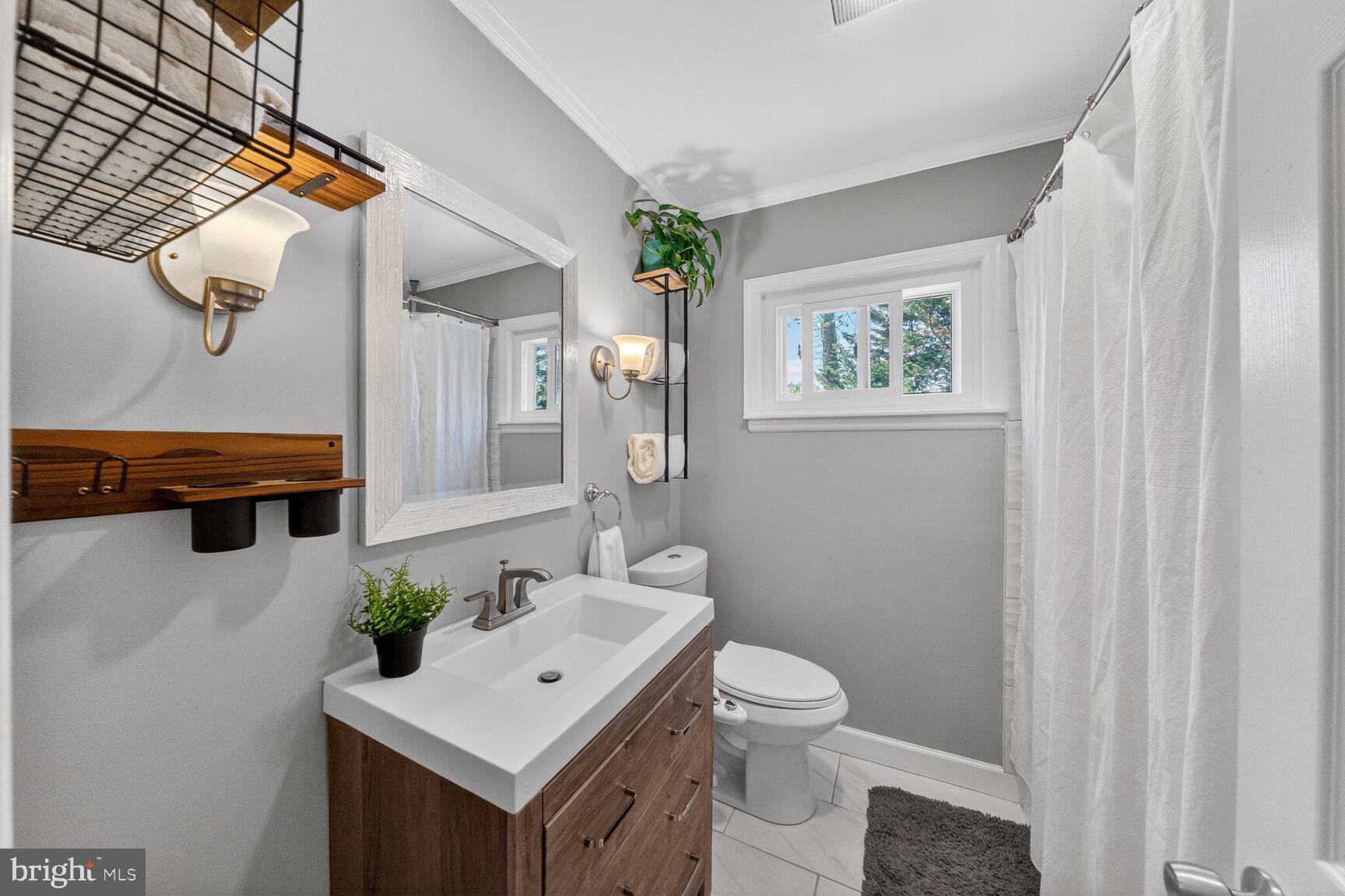 HALPINE VILLAGE - Residential