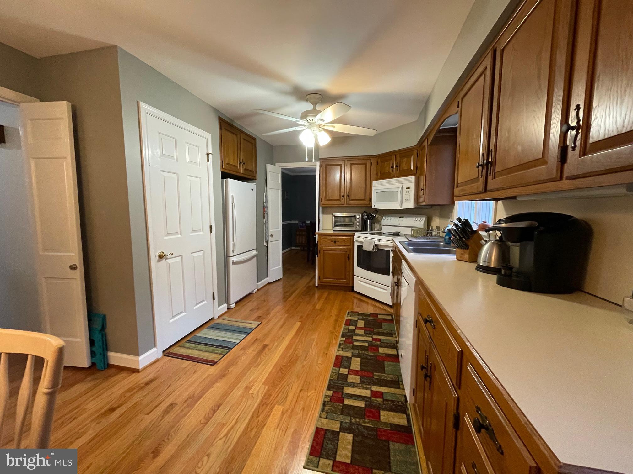 APPLETON ACRES - Residential