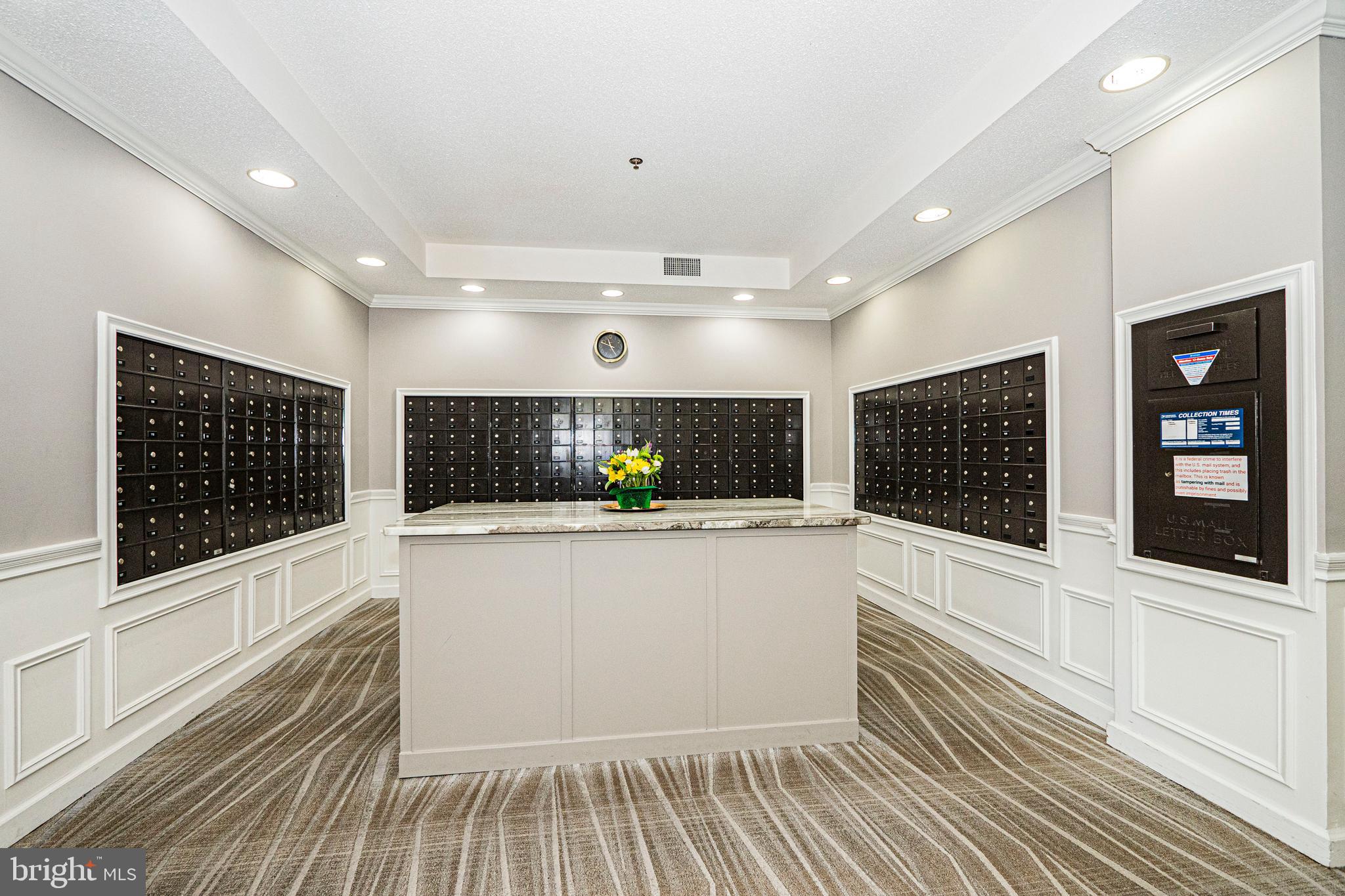 LEISURE WORLD - Residential